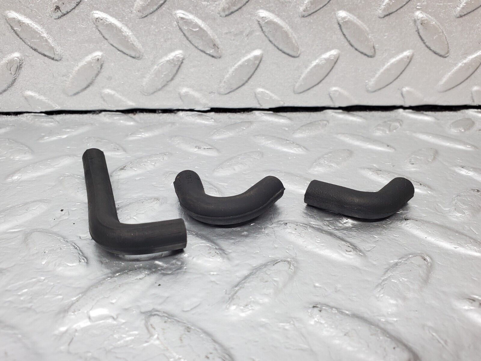 45450 Mercedes-Benz 280E M110.988 Vacuum Distributor Pipe Hose