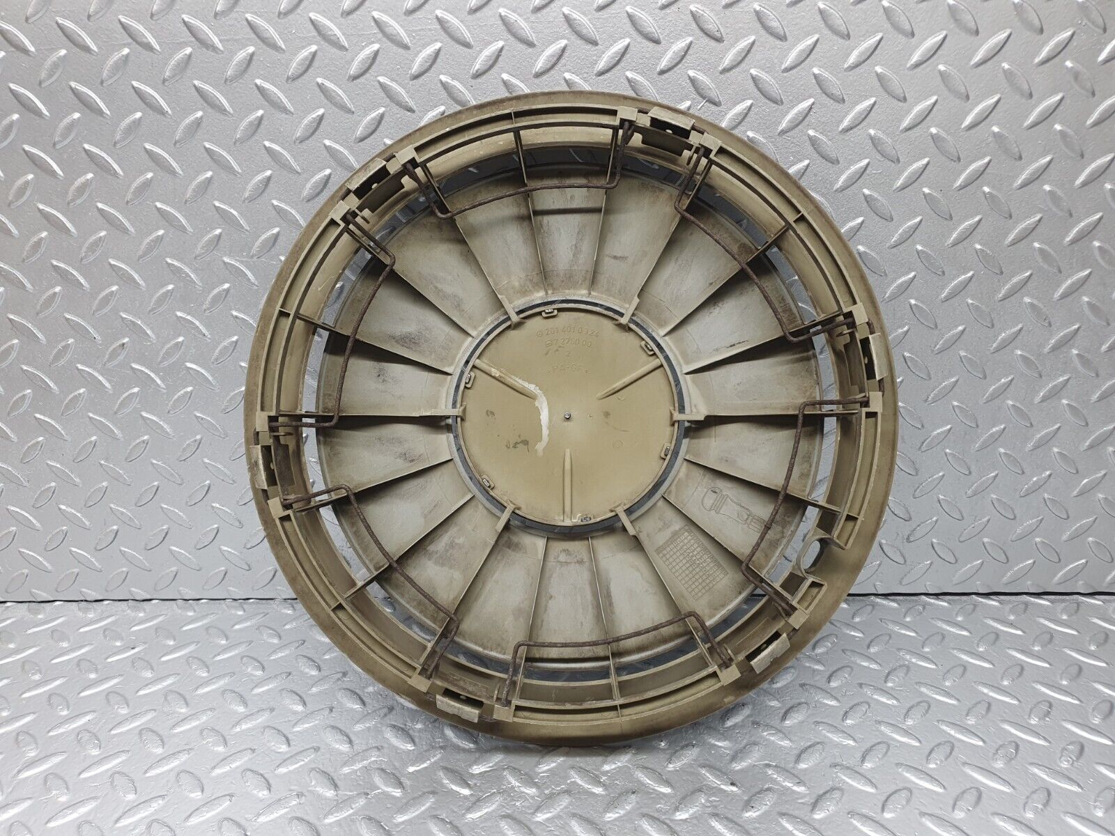 42880 Mercedes-Benz W201 190 2.0L Wheel Trim Hub Cap 14" 2014010324