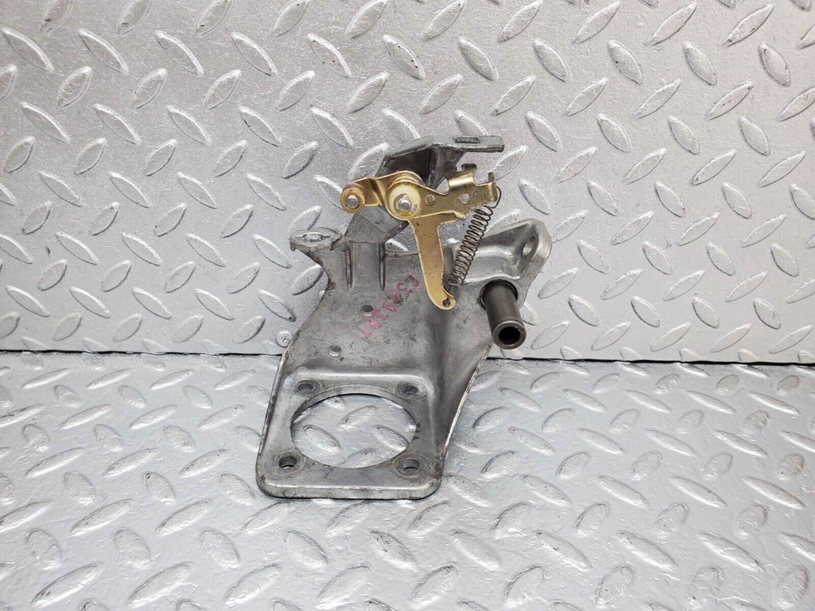 44593 Mercedes-Benz W124 220E Brake Pedal Bracket 1242900919