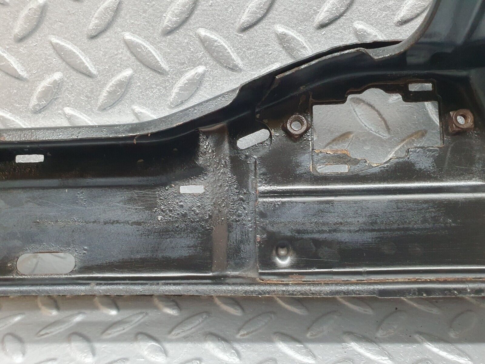41853 Mercedes-Benz W202 C200 Bonnet Lock Carrier Panel