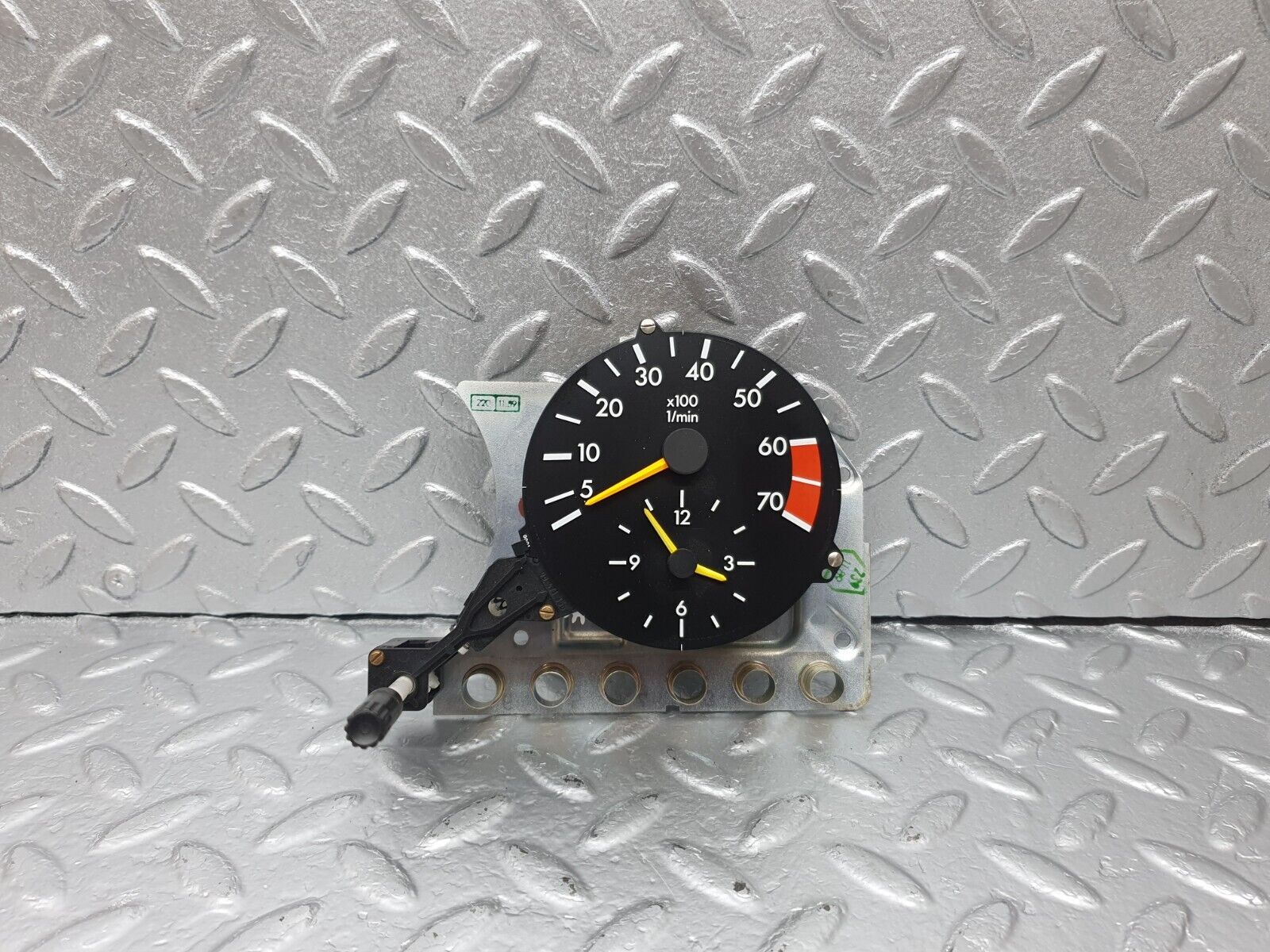 42867 Mercedes-Benz W201 190 2.0L Instrument Cluster Tachometer Gauge 2015421116