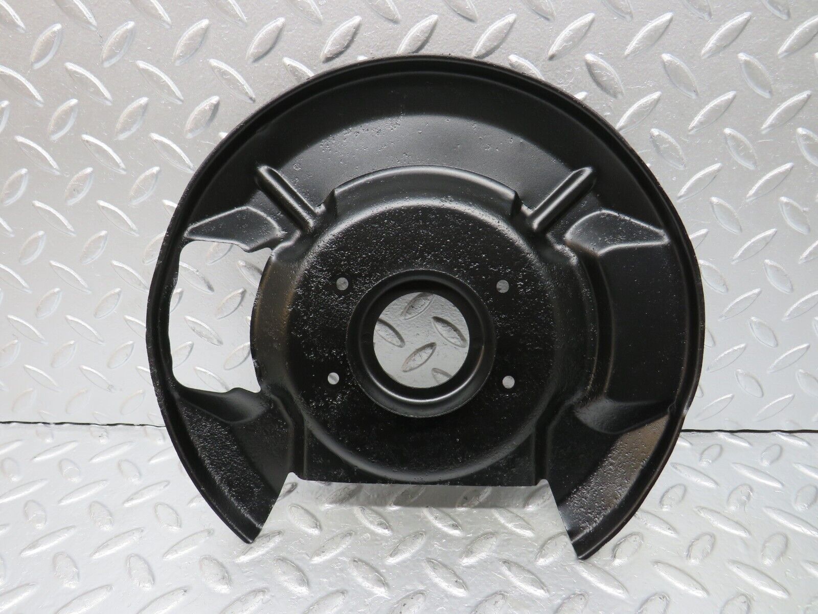 33018 Mercedes-Benz C107 R107 350 V8 Front Right Brake Disc Protection Plate