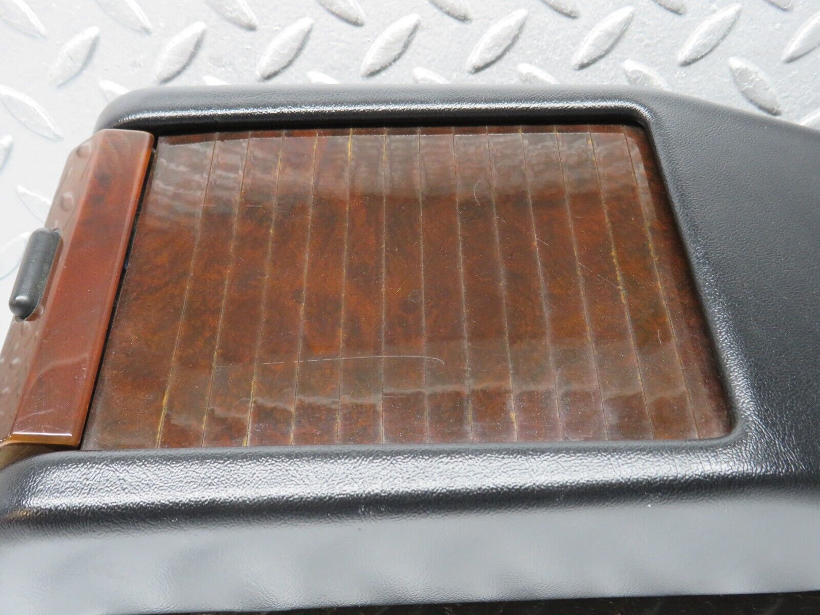 38039 Mercedes-Benz A124 320E Cabriolet Centre Console Storage Box With Key 1246800852