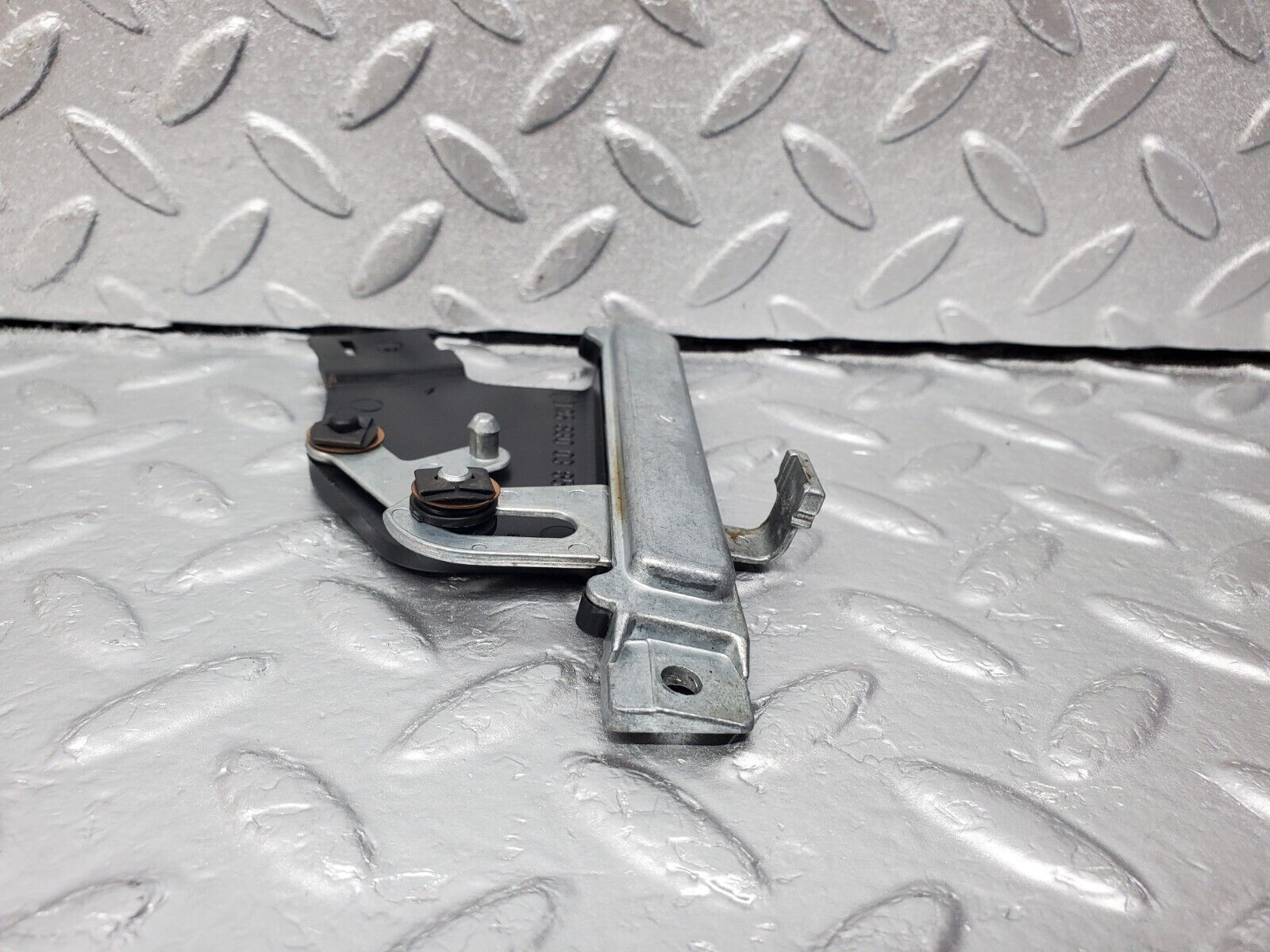 45655 Mercedes-Benz W126 420SE Rear Heater Regulator 1268300385