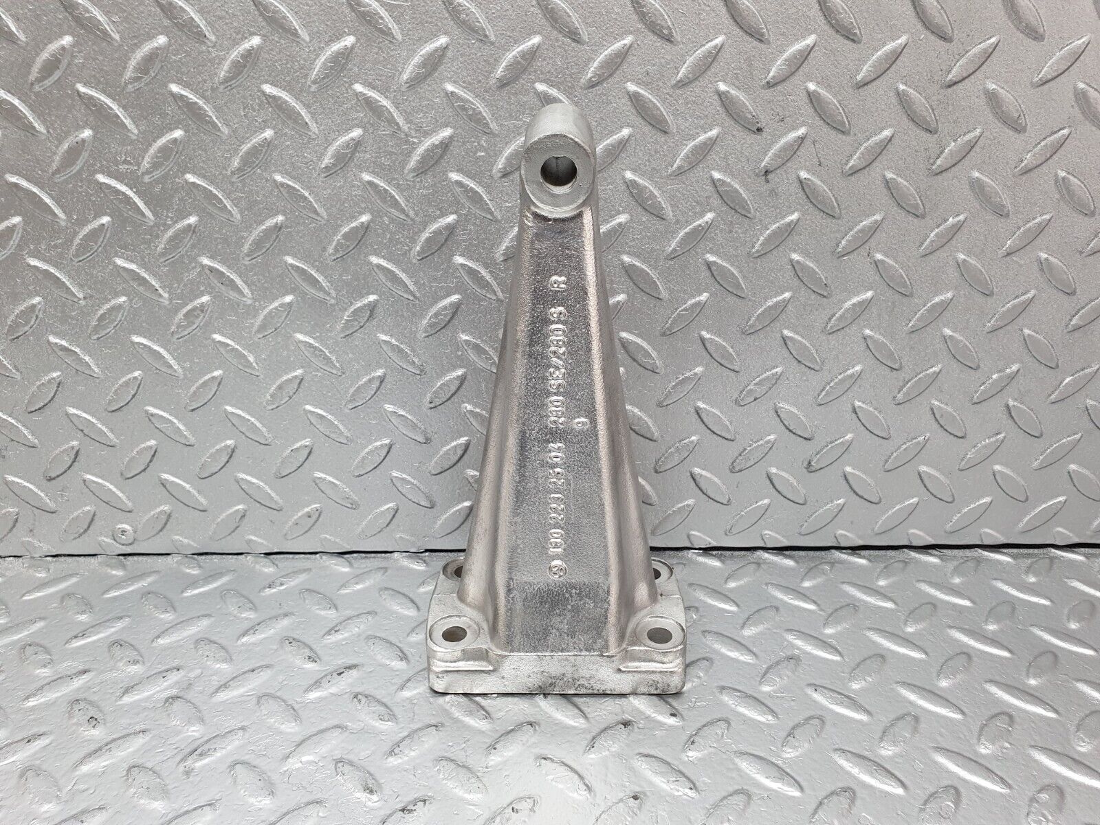 43440 Mercedes-Benz W108 280SE Engine Mount Bracket Right Side 1802232504