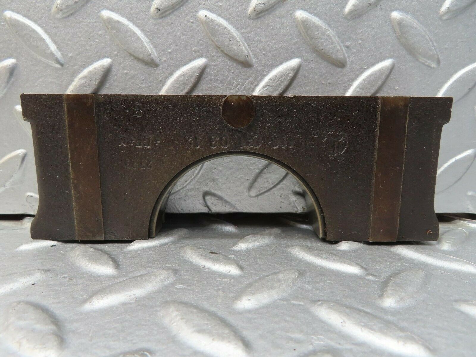 15704 Mercedes-Benz R107 450SL Crankshaft Bearing Holder Block 1160110313