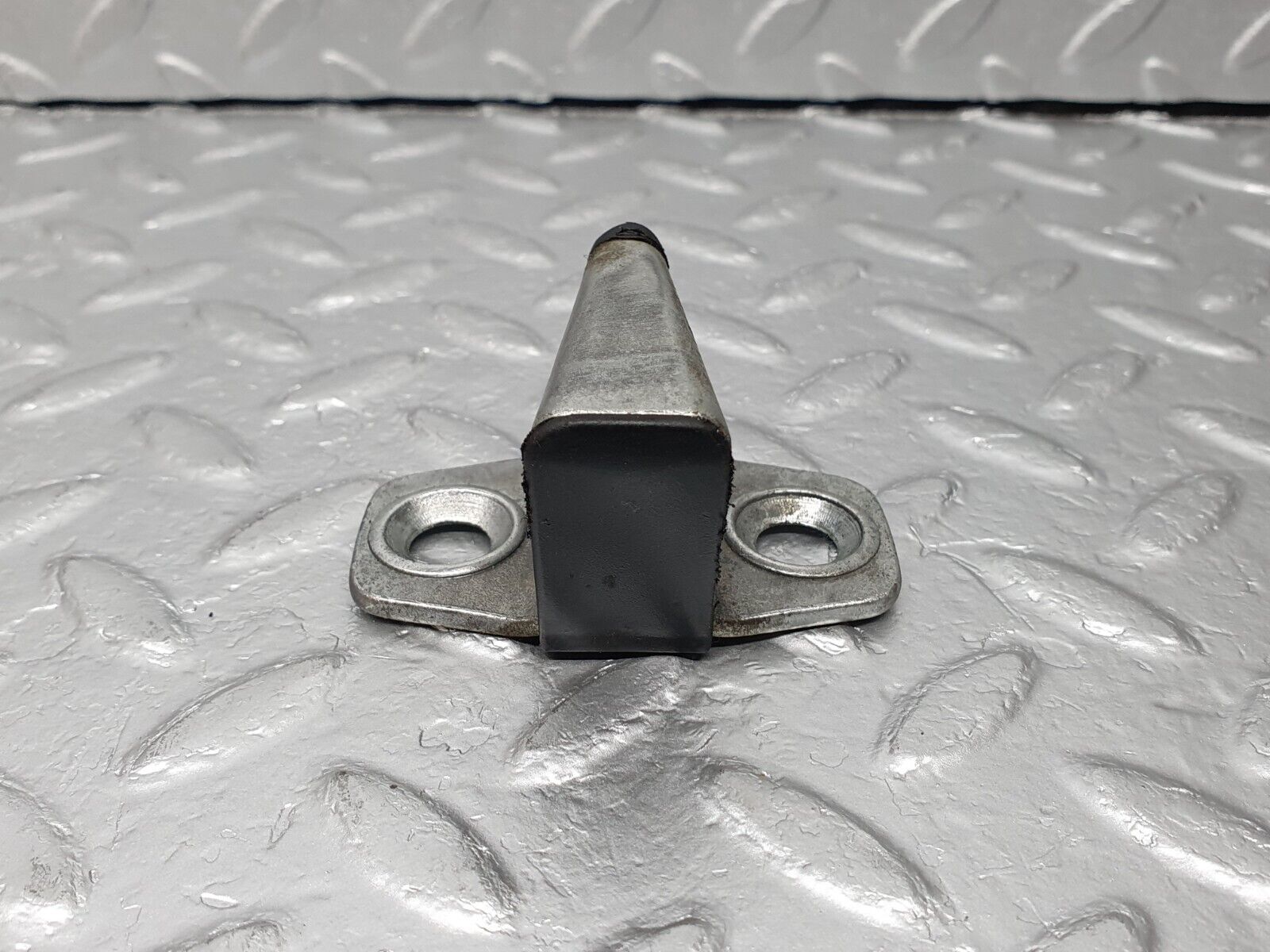 41693 Mercedes-Benz W124 200E Door Lock Latch