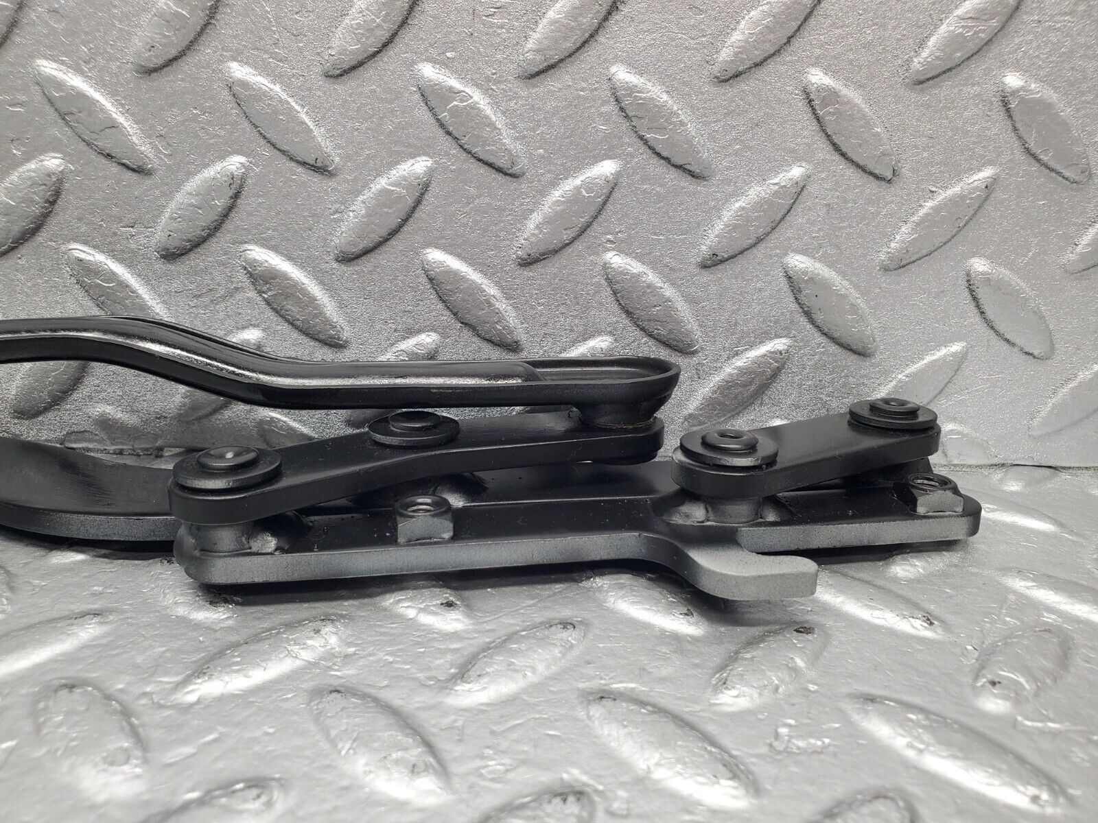 47018 Mercedes-Benz R129 320SL Coupe Trunk Boot Lid Hinge Left Side