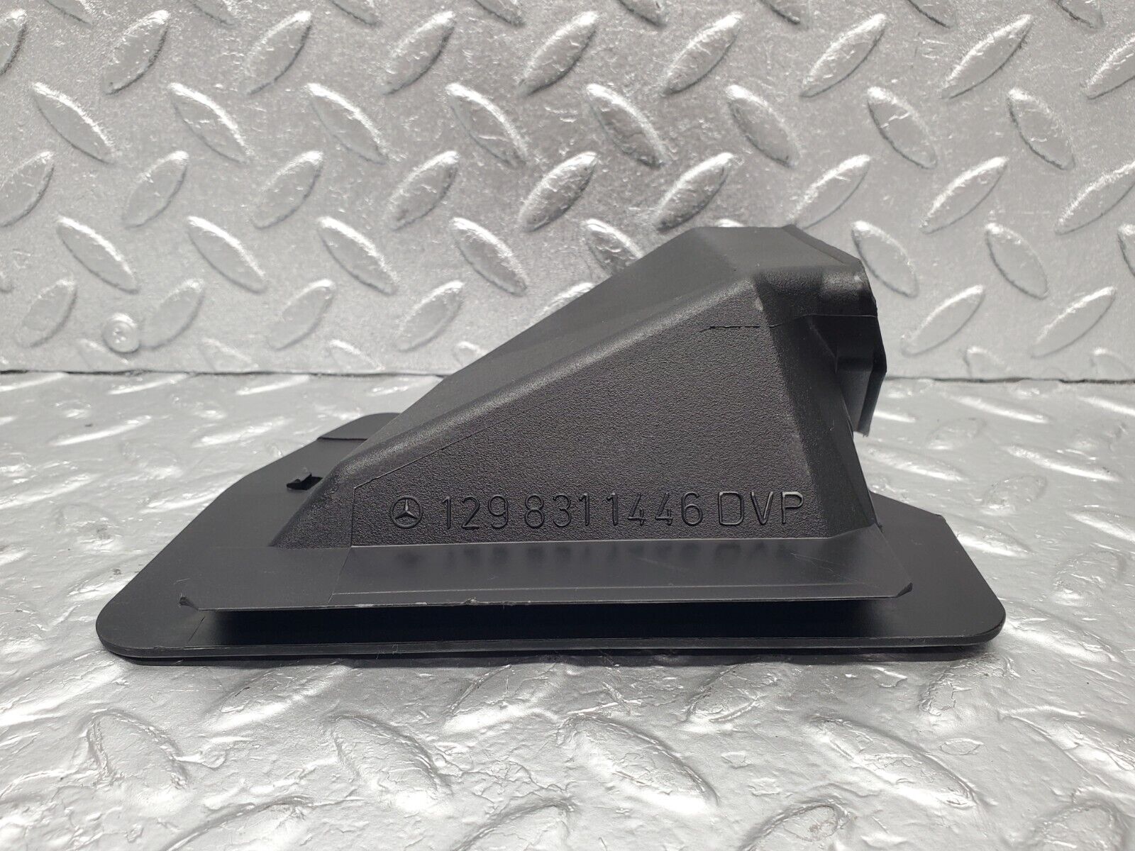 46873 Mercedes-Benz R129 320SL Coupe Heater Vent Right Side 1298311446