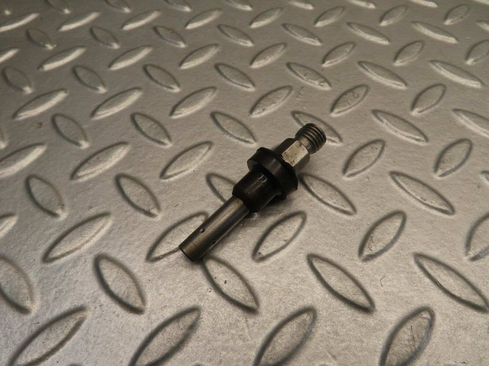 11731 Mercedes-Benz R107 450SL Fuel Injector Bosch