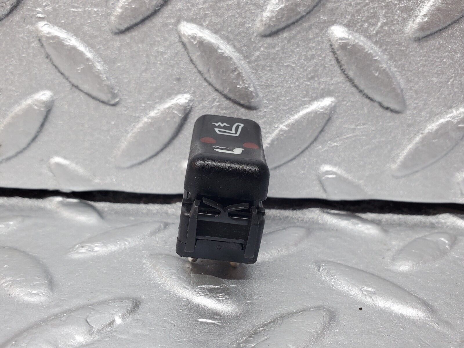 45666 Mercedes-Benz W126 420SE Heated Seat Switch 1248200210