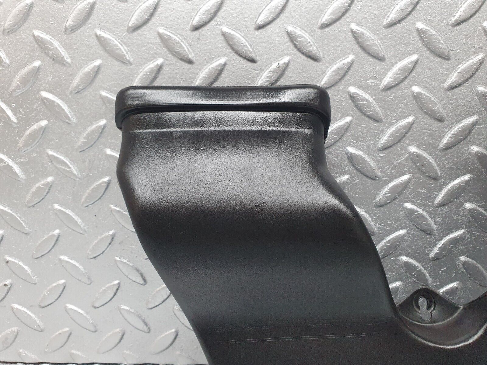 43504 Mercedes-Benz C126 380SEC Coupe Dashboard Centre Air Vent 1268310036