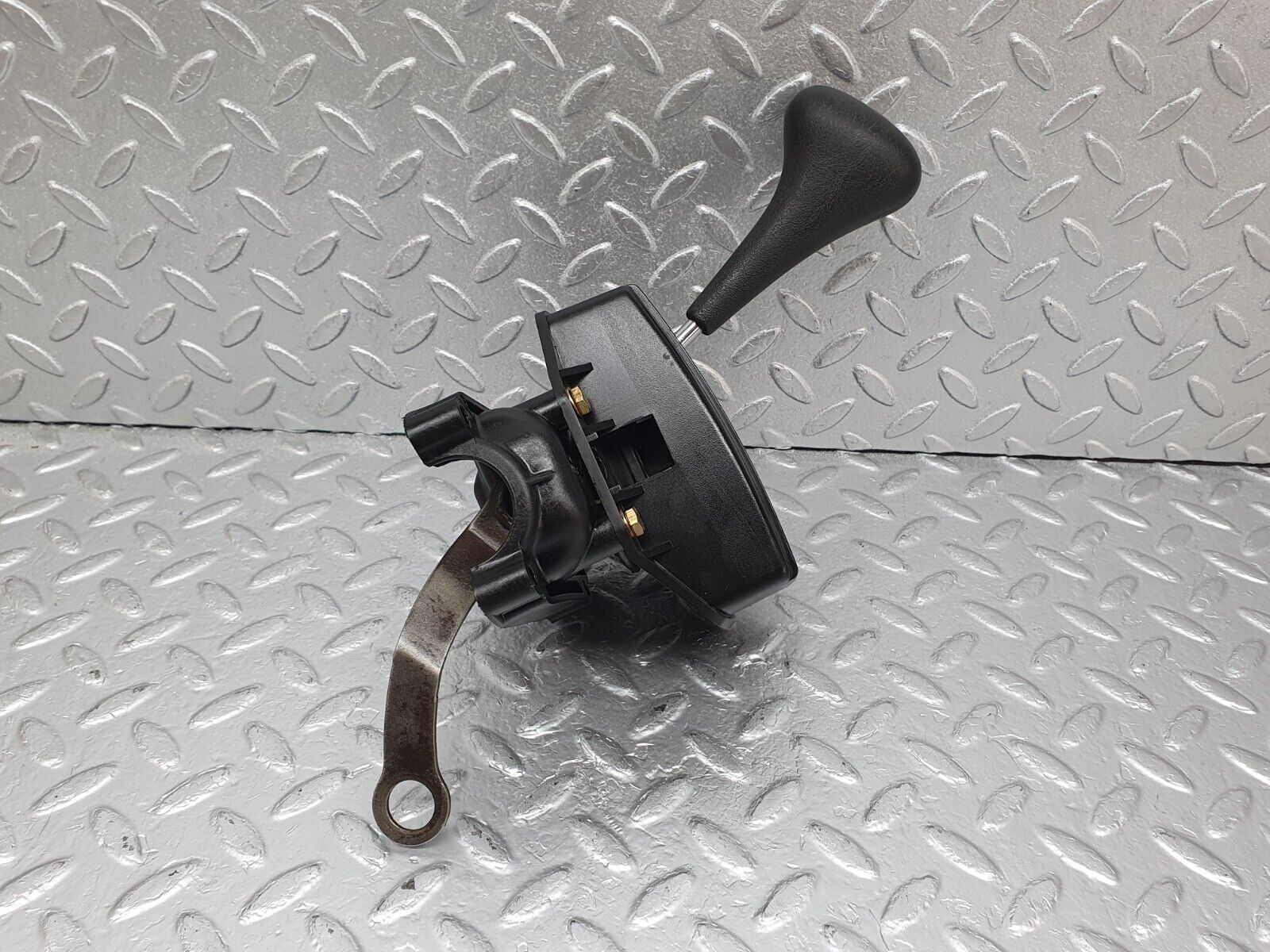 44132 Mercedes-Benz C123 230CE Coupe Automatic Gear Selector