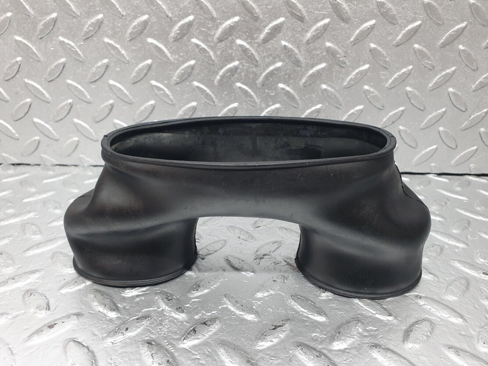 43913 Mercedes-Benz C123 230CE Coupe Air Duct Rubber Hose 1238320988