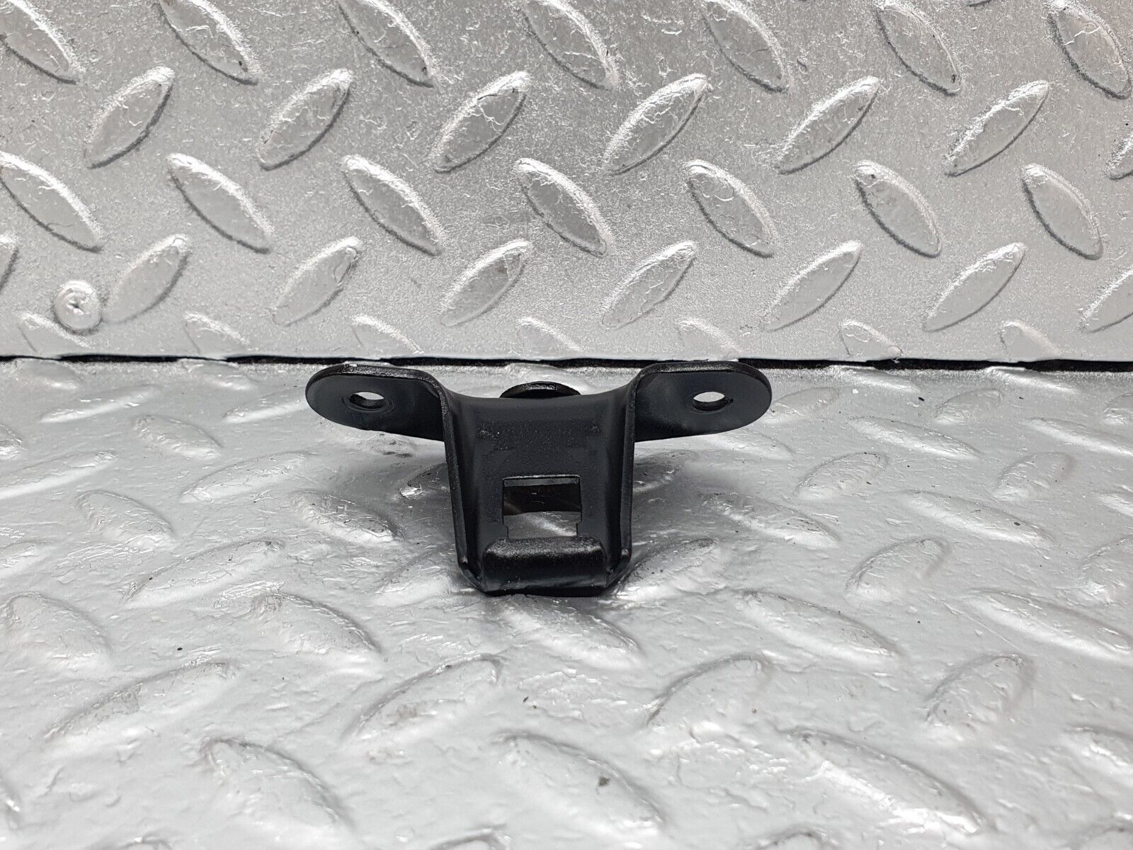 43576 Mercedes-Benz C126 380SEC Coupe Trunk Lock Latch