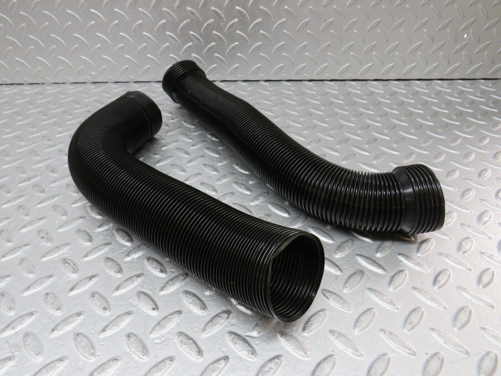 35496 Mercedes-Benz R107 280SL Dash Air Vent Pipe 2x