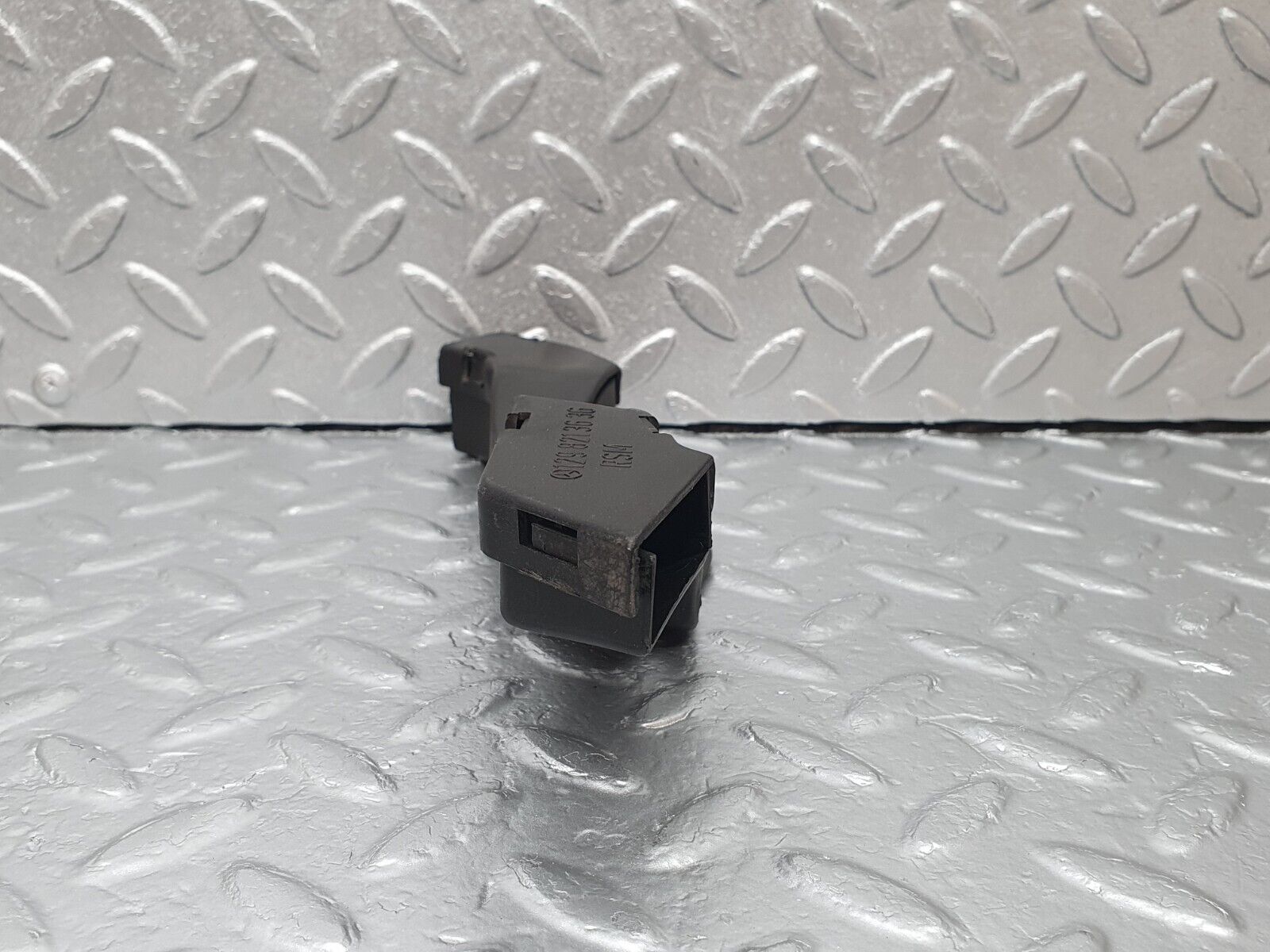 42532 Mercedes-Benz R129 320SL Coupe Boot Cable Channel 1298213536 1298213636