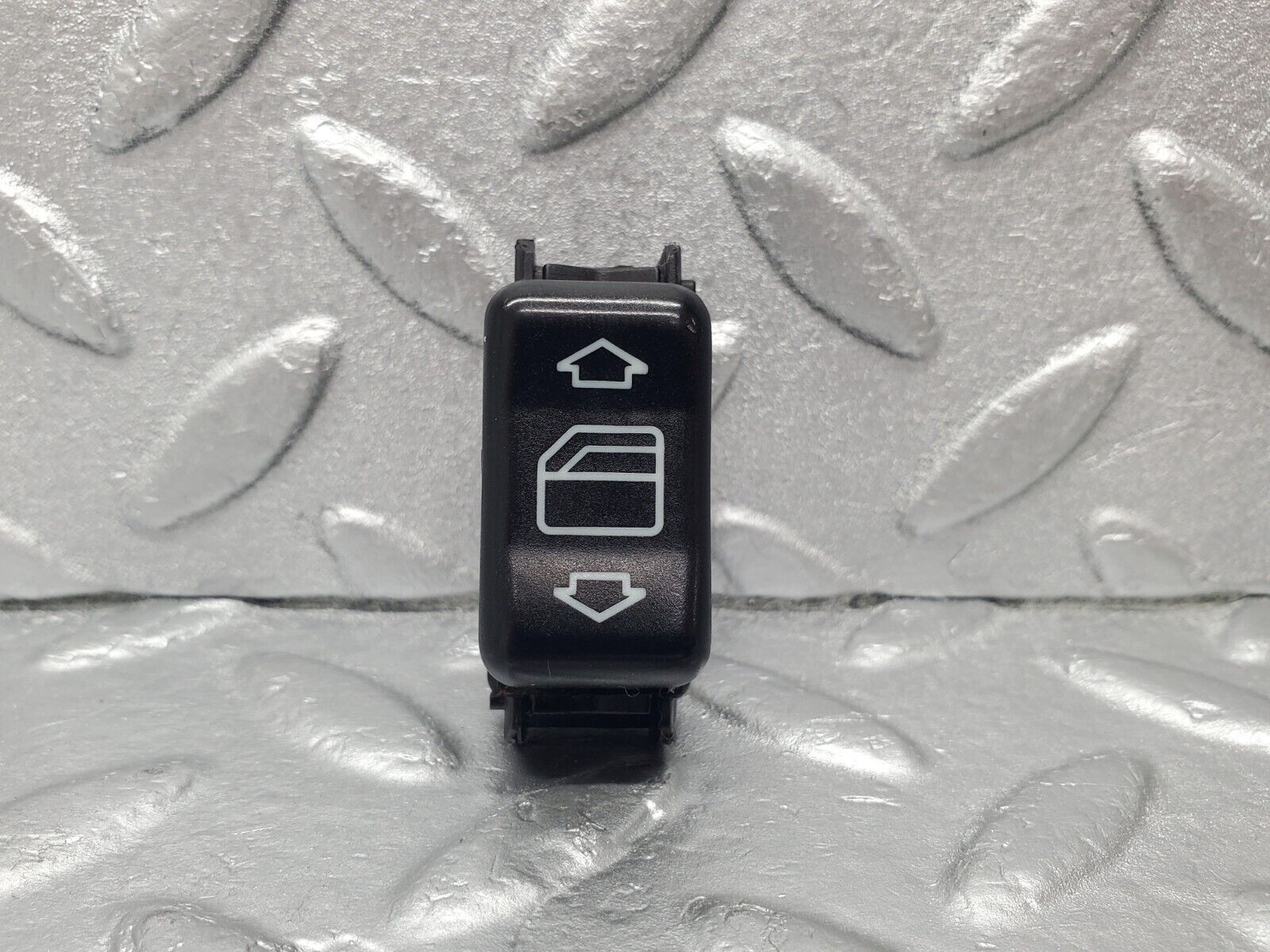 46921 Mercedes-Benz R129 320SL Coupe Right Door Window Switch 1298201410