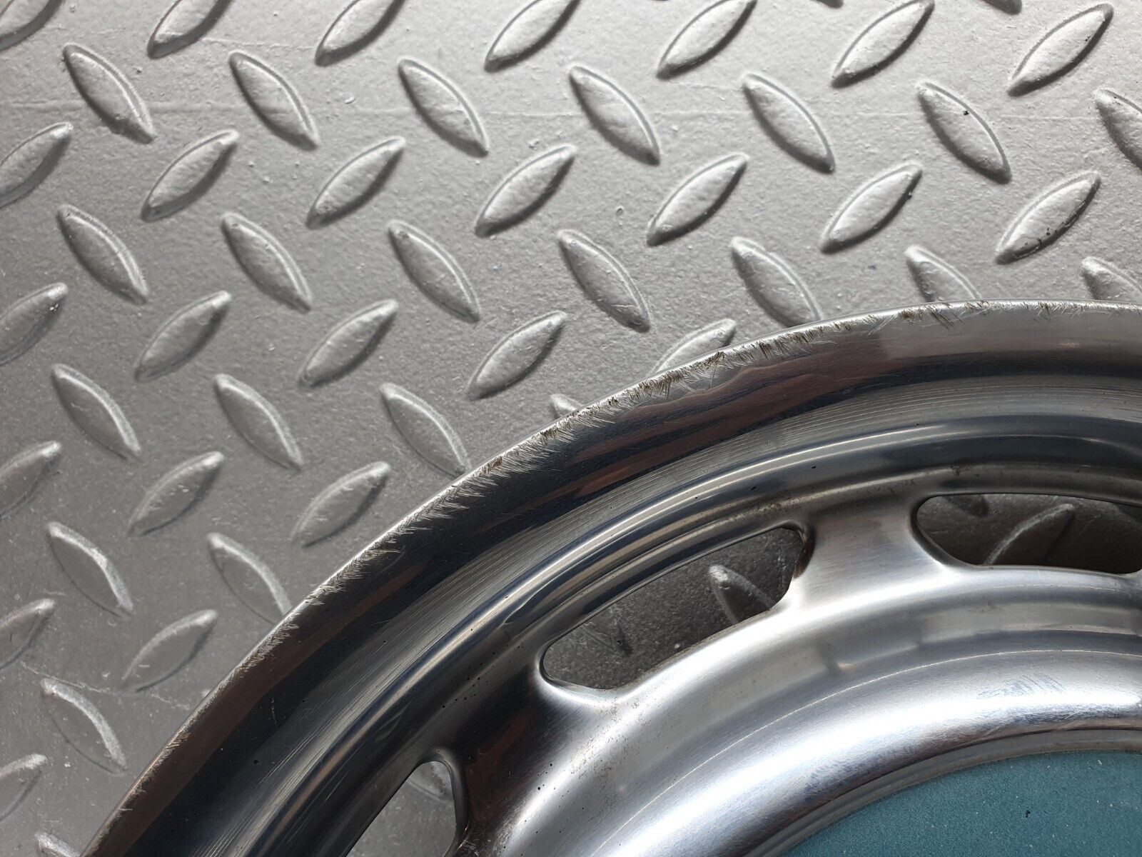 44162 Mercedes-Benz C123 230CE Coupe Wheel Hub Cap 14''