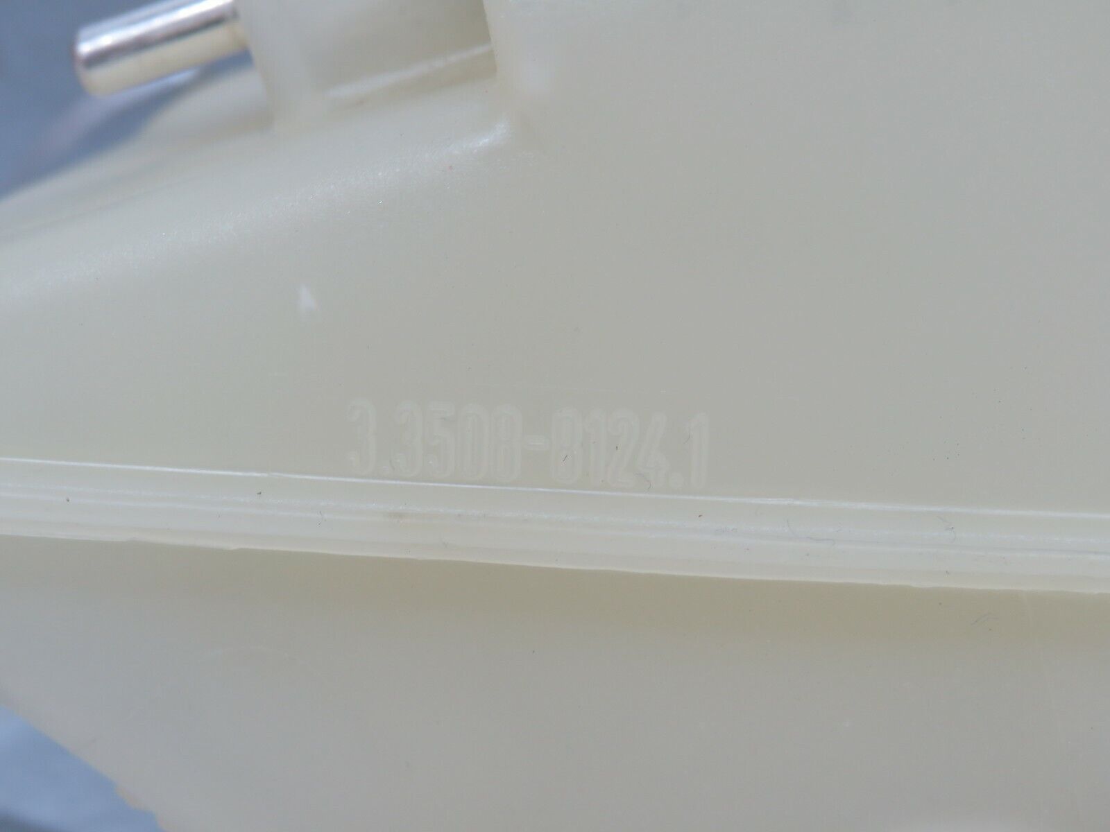 43809 Mercedes-Benz S124 220TE Wagon Brake Fluid Reservoir Tank ATE 3.3508-8122.1