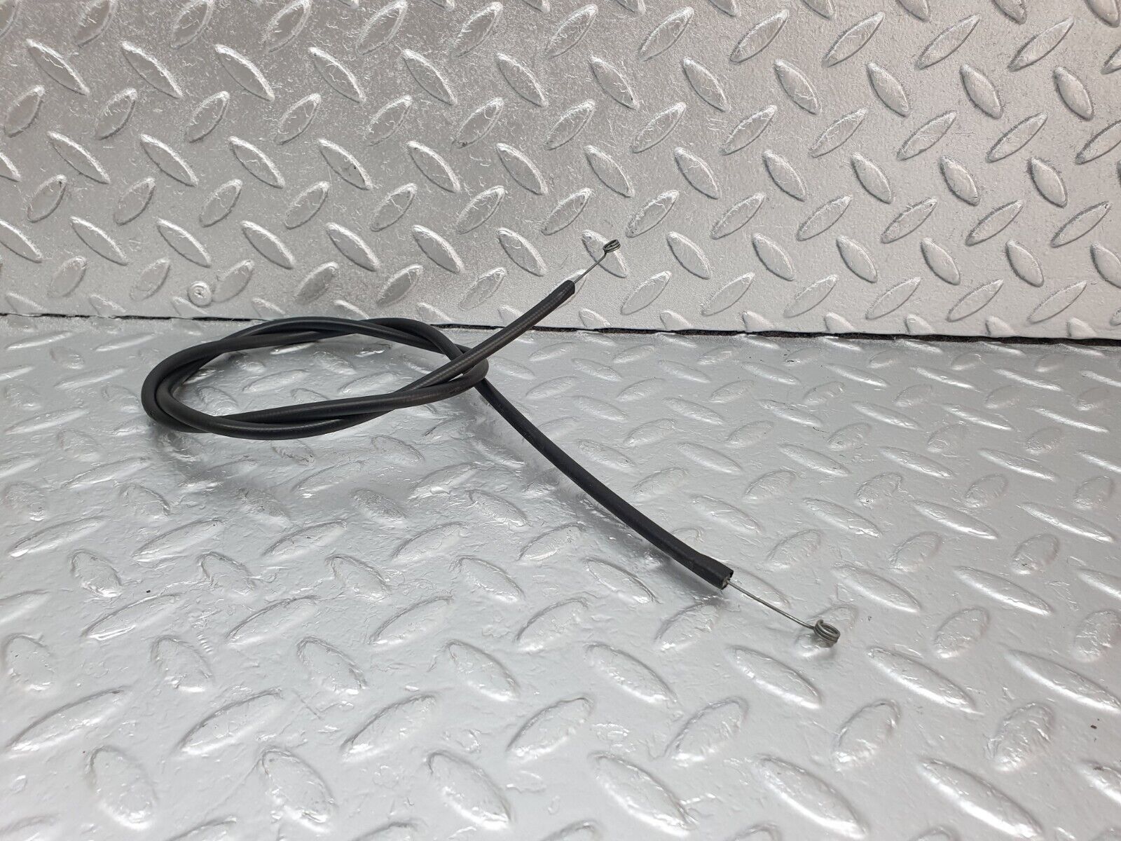 43766 Mercedes-Benz C126 380SEC Coupe Heater Control Cable