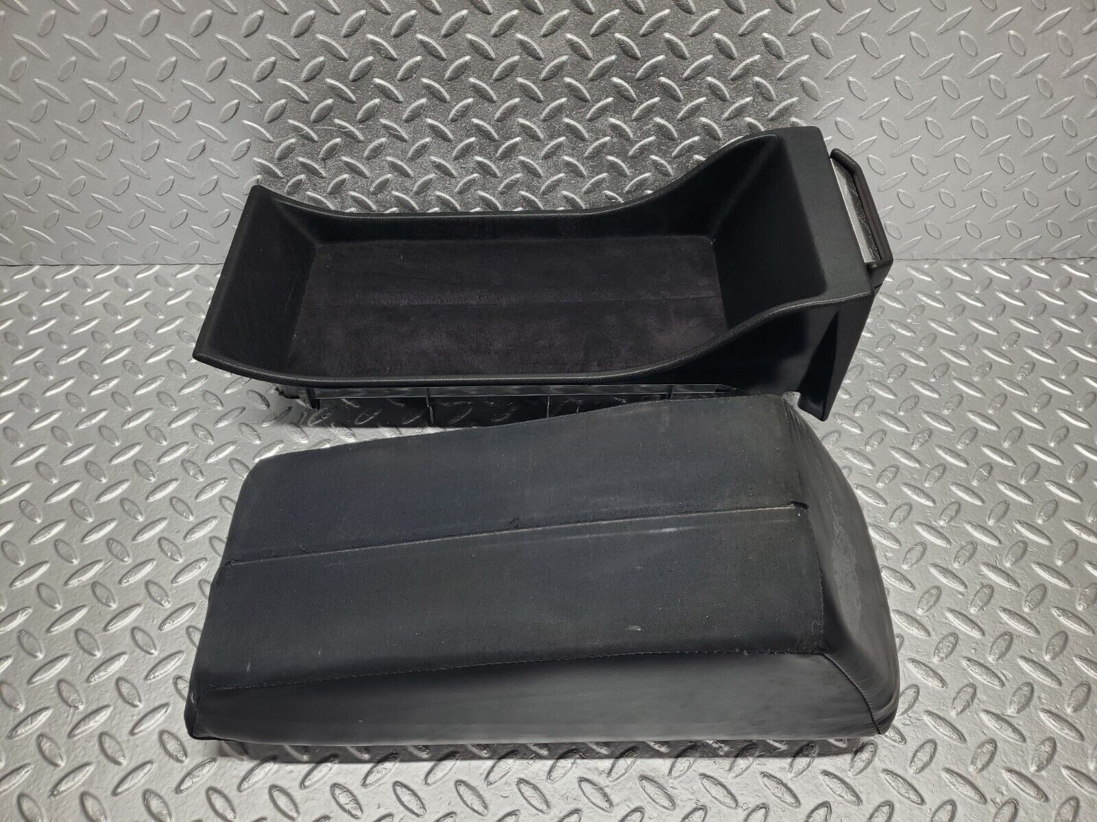 46615 Mercedes-Benz C123 280CE Coupe Rear Centre Armrest & Ashtray Black 1238430207