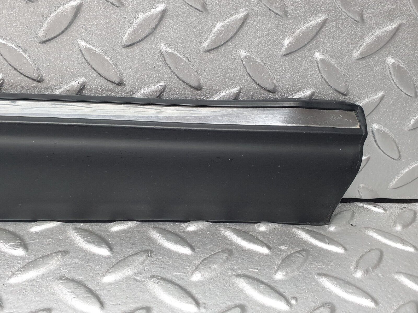 43922 Mercedes-Benz C123 230CE Coupe Left Door Lower Moulding Trim 1236903380