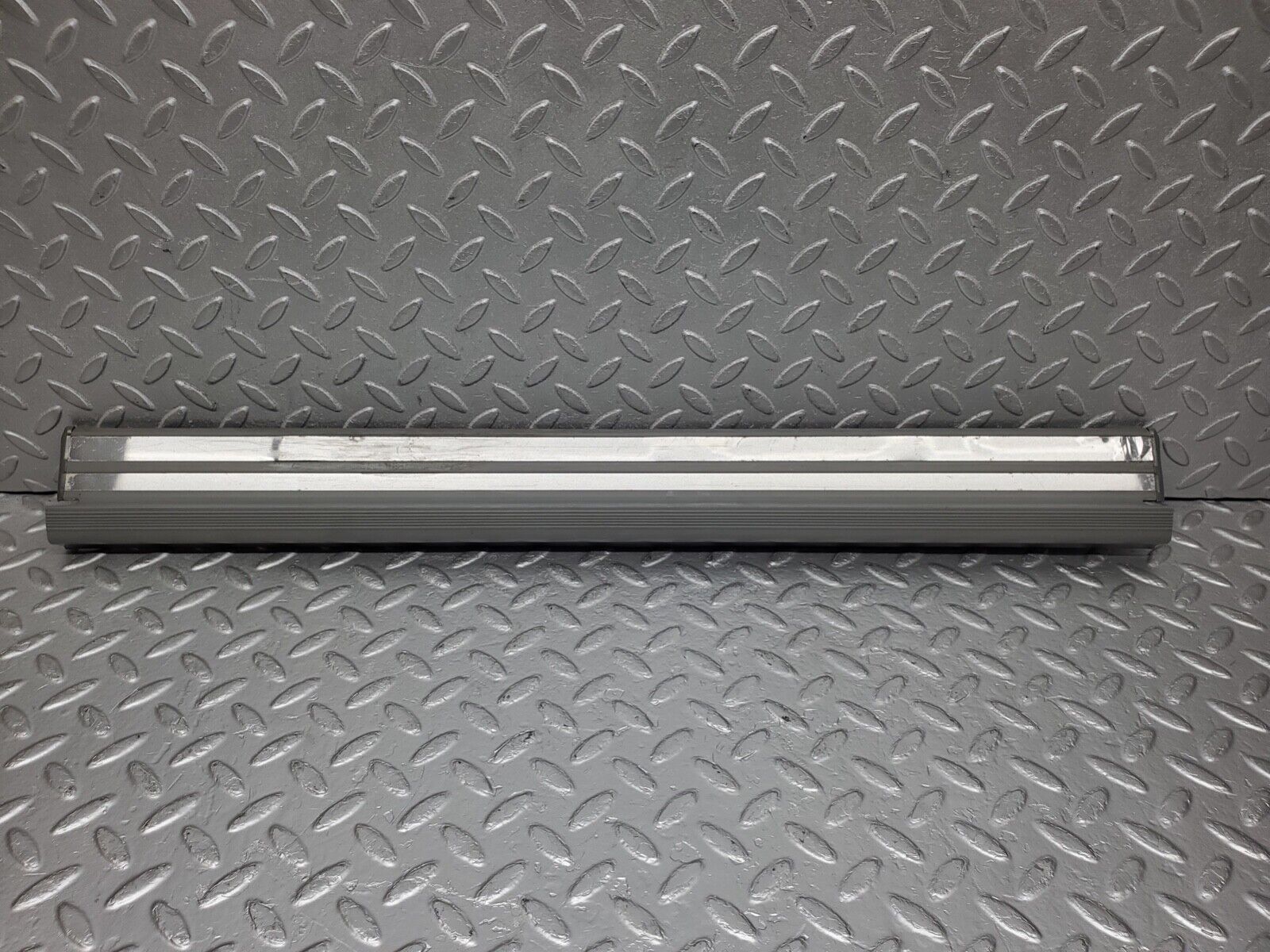 44581 Mercedes-Benz W124 220E Front Right Door Sill Trim