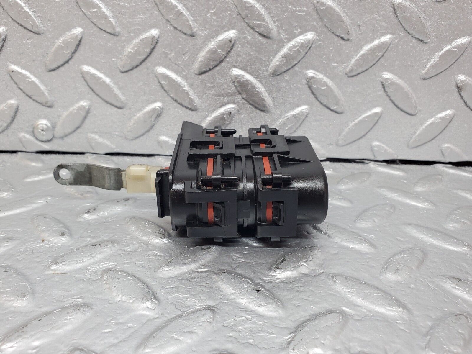 44906 Mercedes-Benz R129 300SL Coupe Heater Box Vacuum Actuator