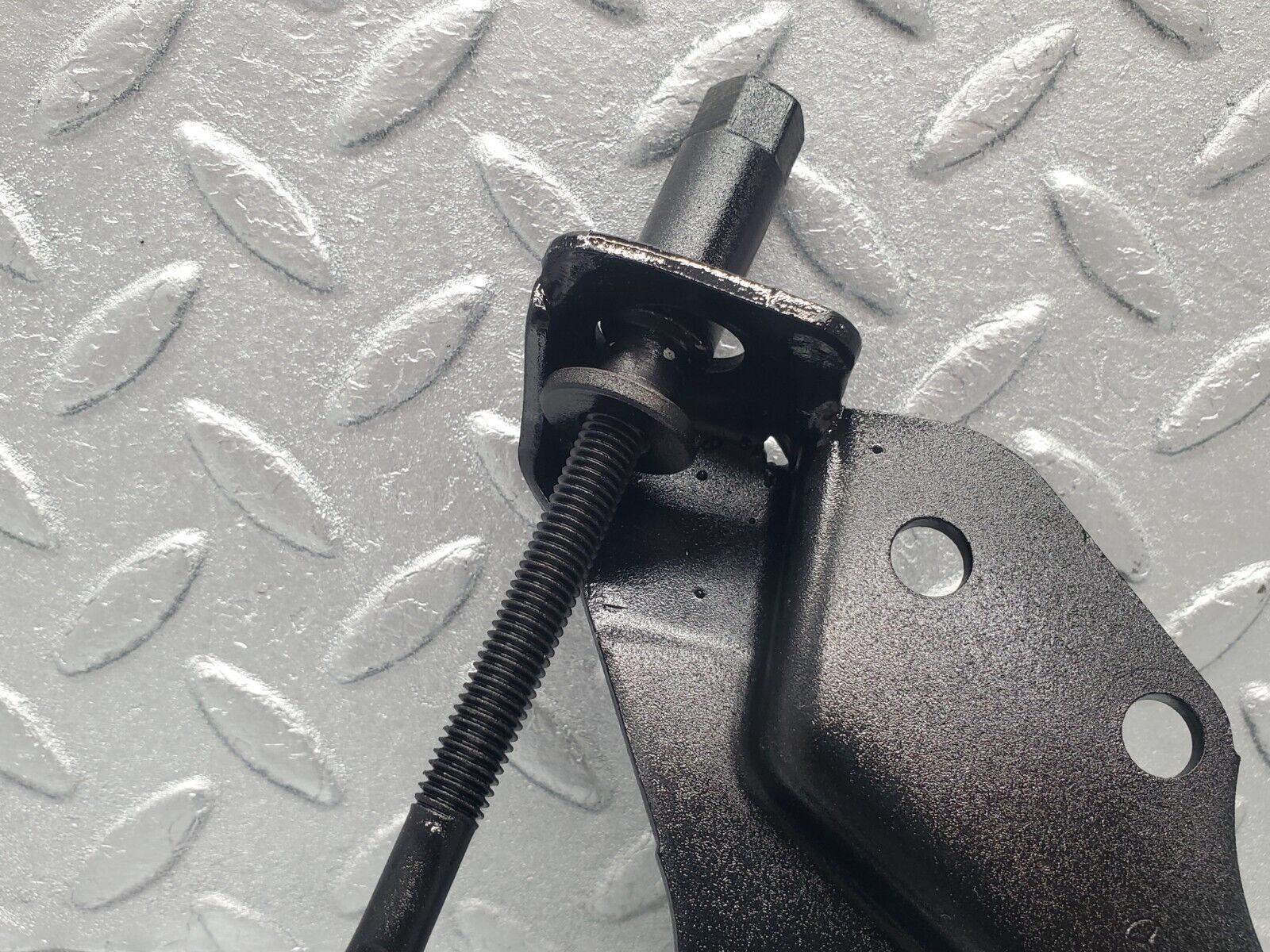 46186 Mercedes-Benz W124 280E Alternator Generator Tensioner