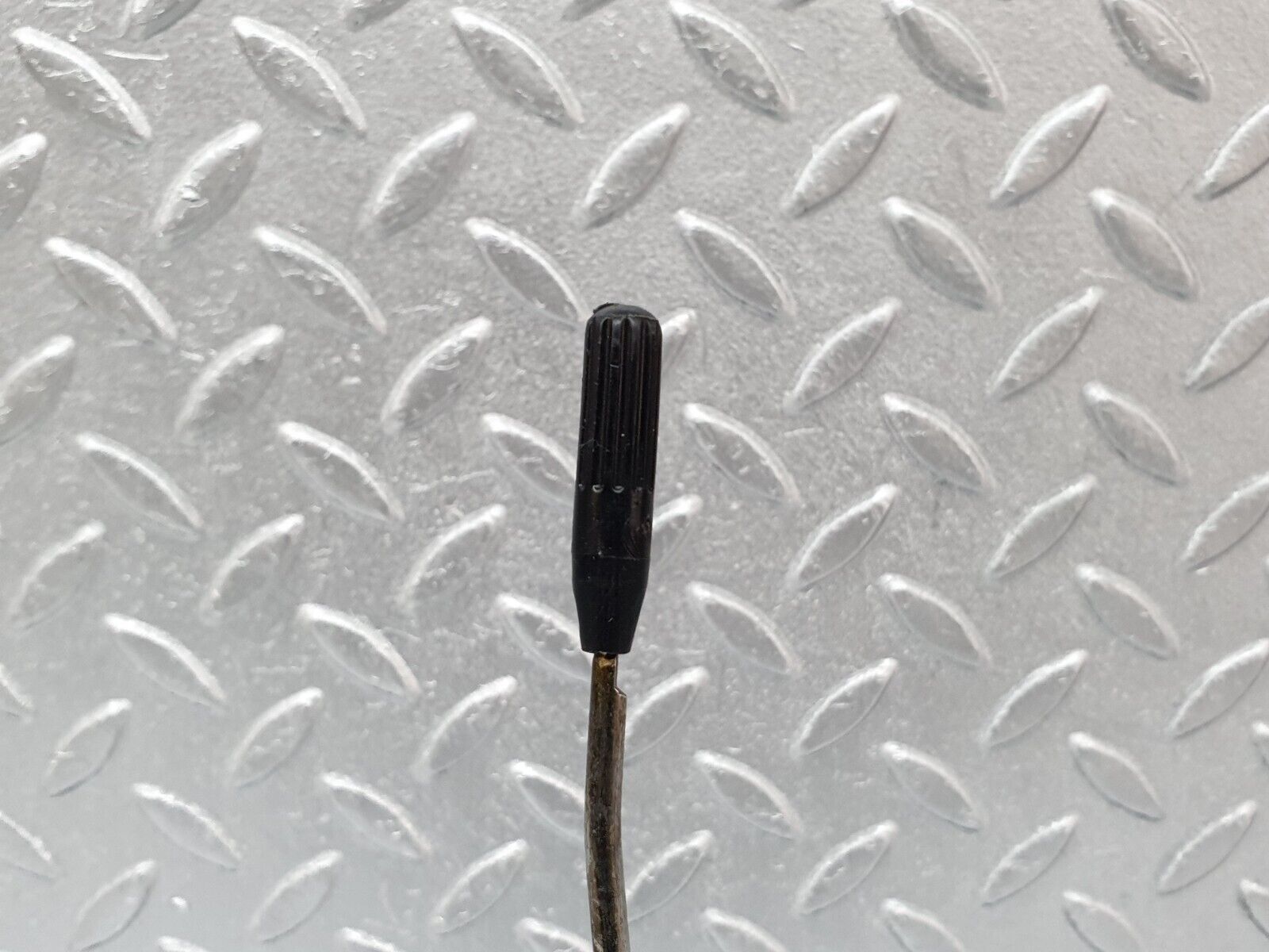 41708 Mercedes-Benz W124 200E Rear Door Lock Knob Pair