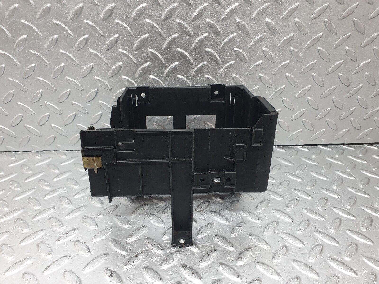 42736 Mercedes-Benz W201 190 2.0L ECU Bracket 2015461743