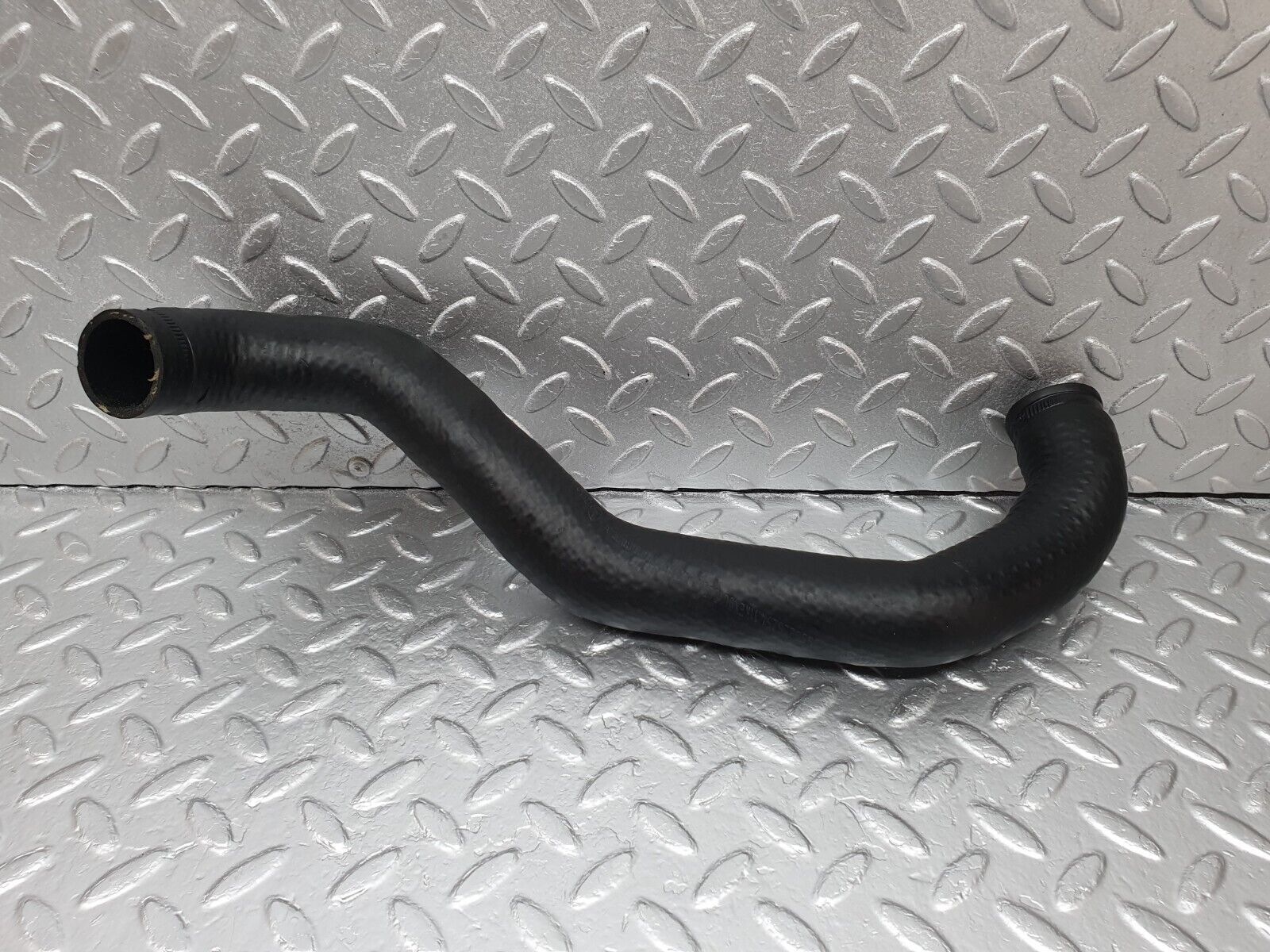 42549 Mercedes-Benz R129 320SL Coupe Radiator Lower Hose Pipe 1295012482