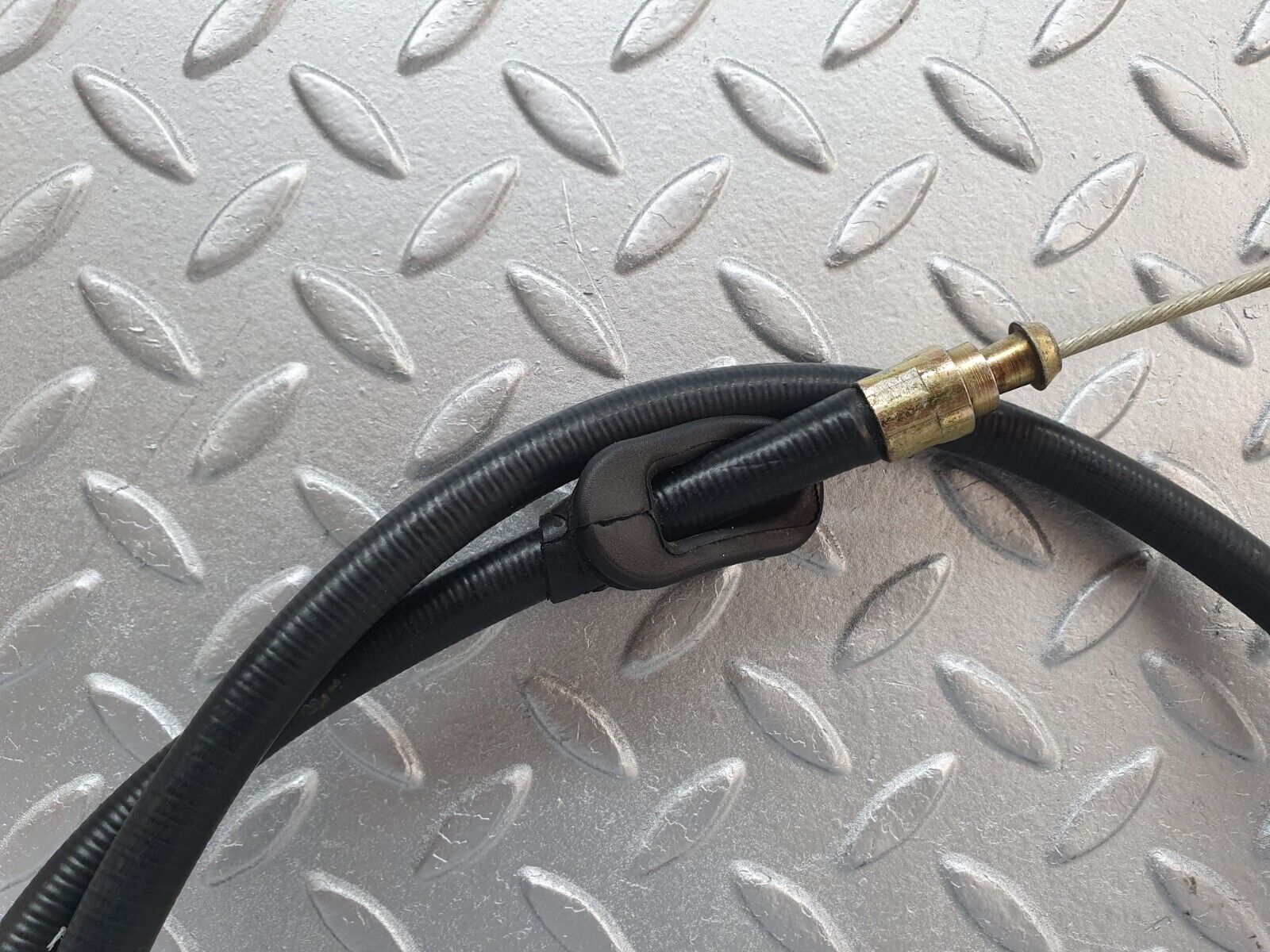 42323 Mercedes-Benz R129 320SL Coupe Handbrake Cable 1294202985