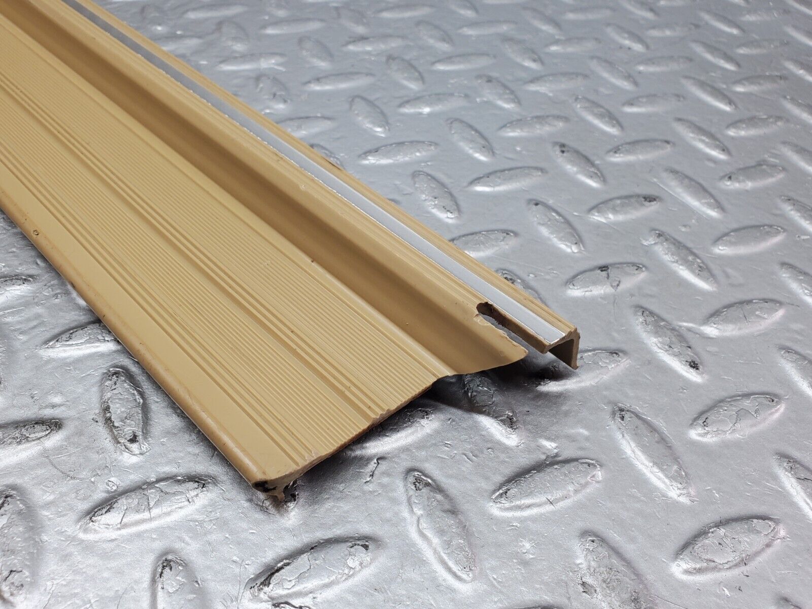 45483 Mercedes-Benz C123 230CE Coupe Left Door Sill Trim Beige