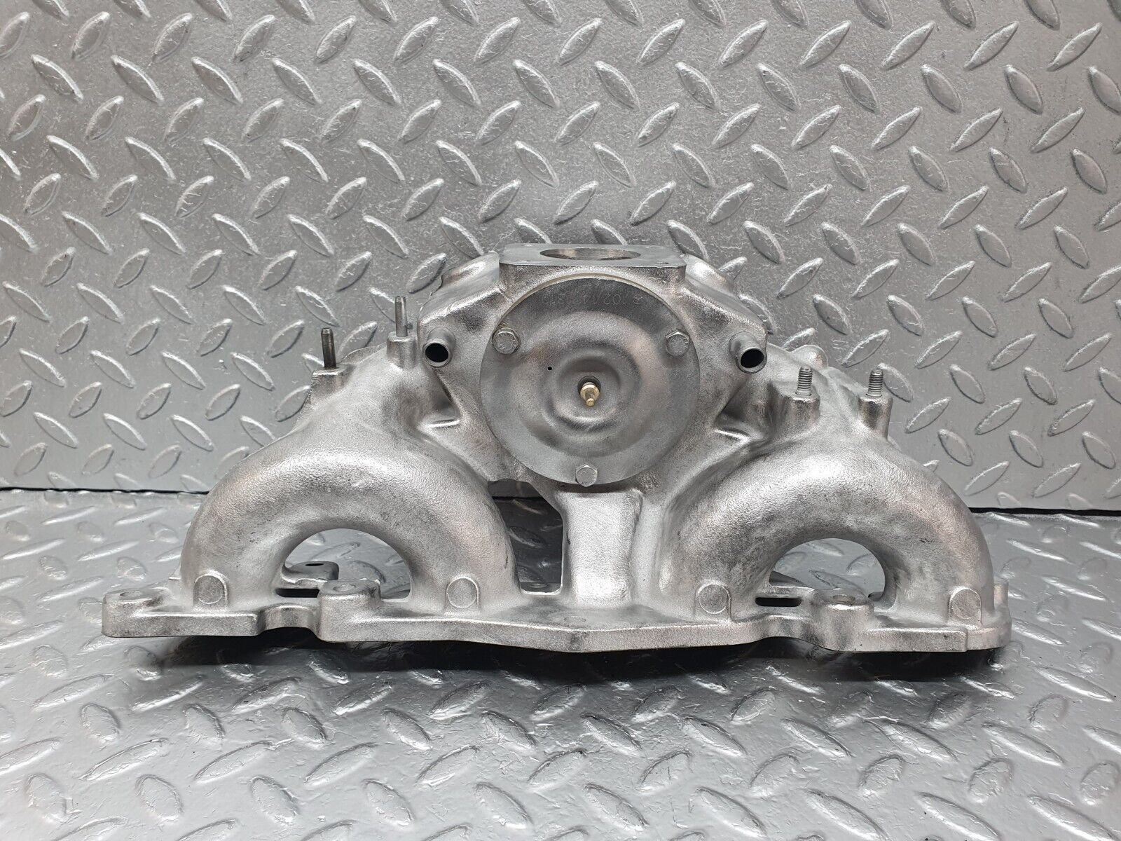 42802 Mercedes-Benz W201 190 2.0L Air Intake Manifold 1021411601 1021411319