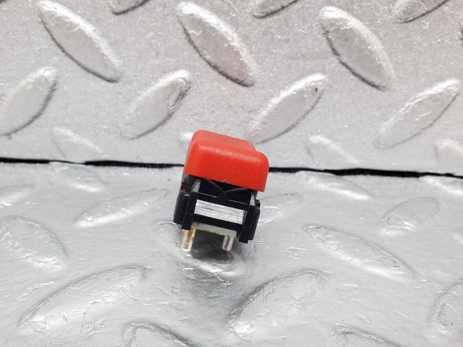 44950 Mercedes-Benz R129 300SL Coupe Hazard Light Switch 1298201010