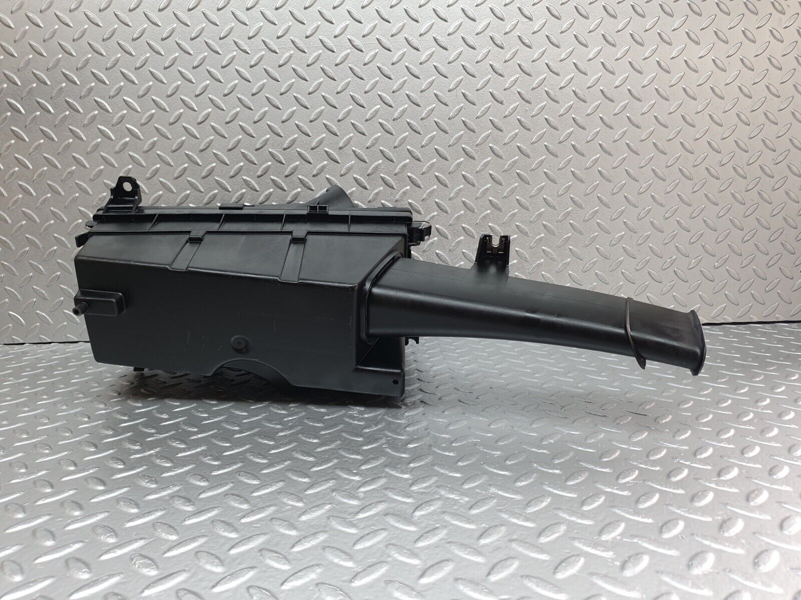 42191 Mercedes-Benz R129 320SL Coupe Air Filter Box Housing 1040940104 1040901101