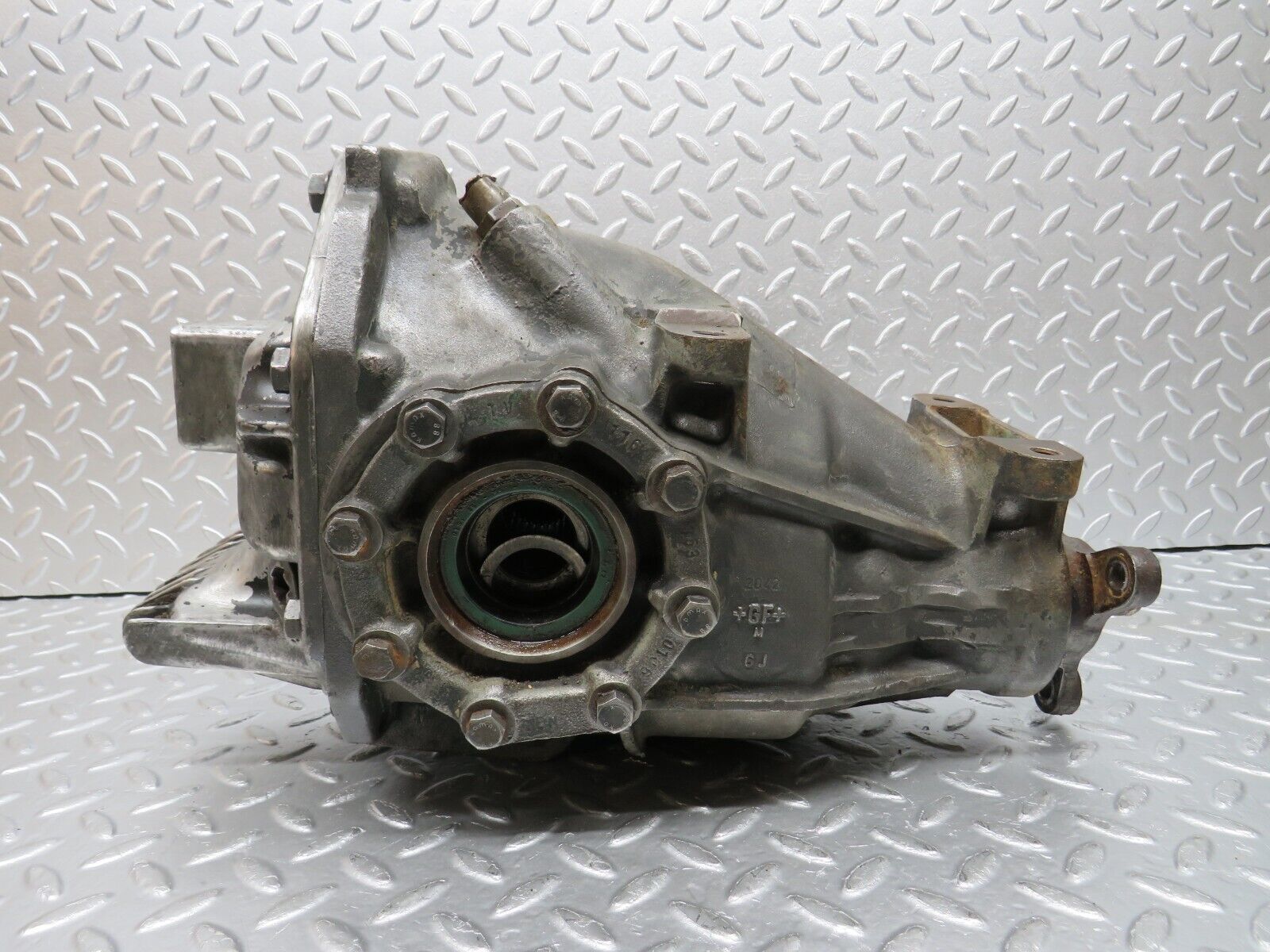 33020 Mercedes-Benz C107 R107 350 V8 Rear Differential Ratio 3.46 1163510401