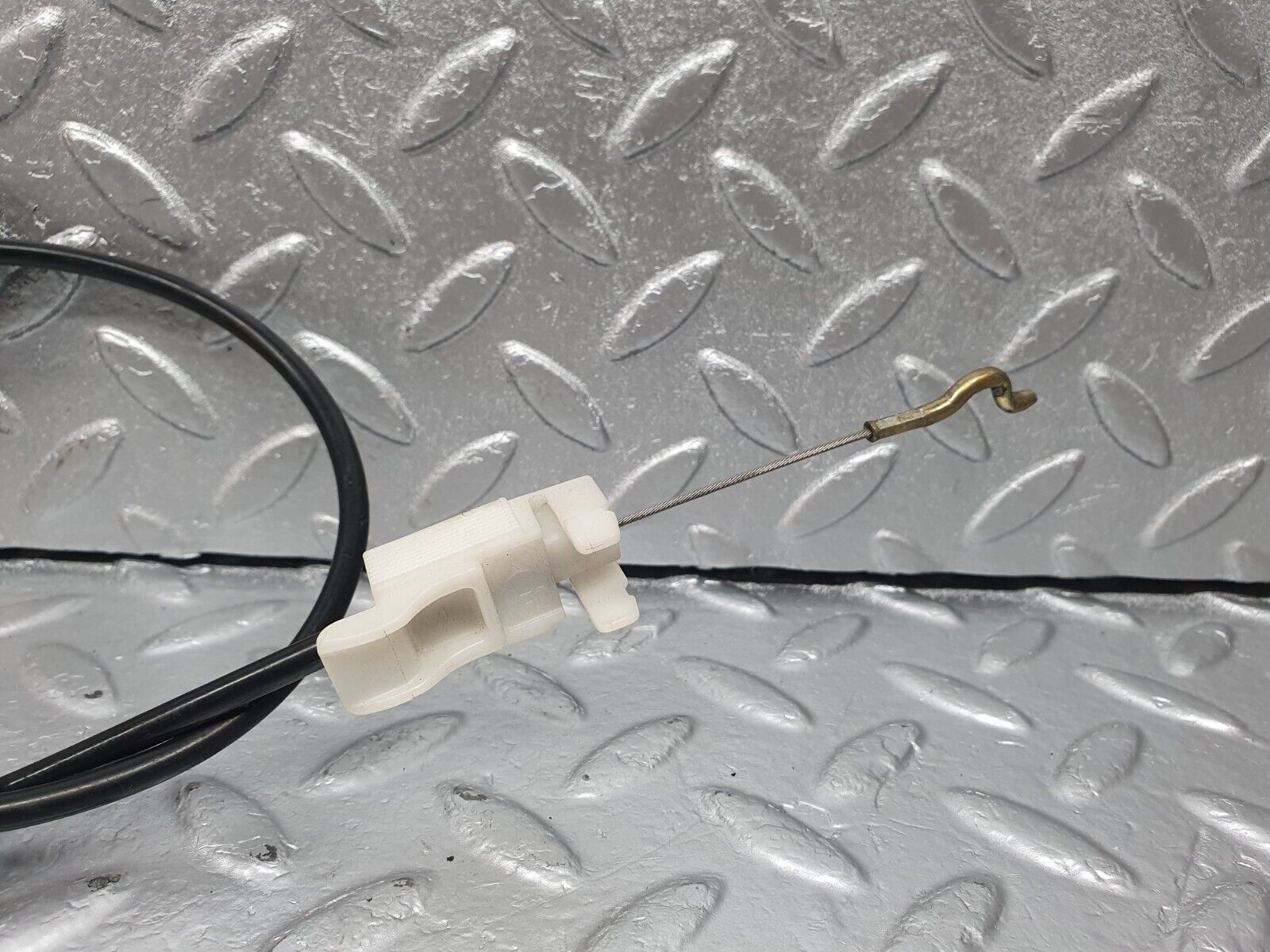 42365 Mercedes-Benz R129 320SL Coupe Door Lock Cable