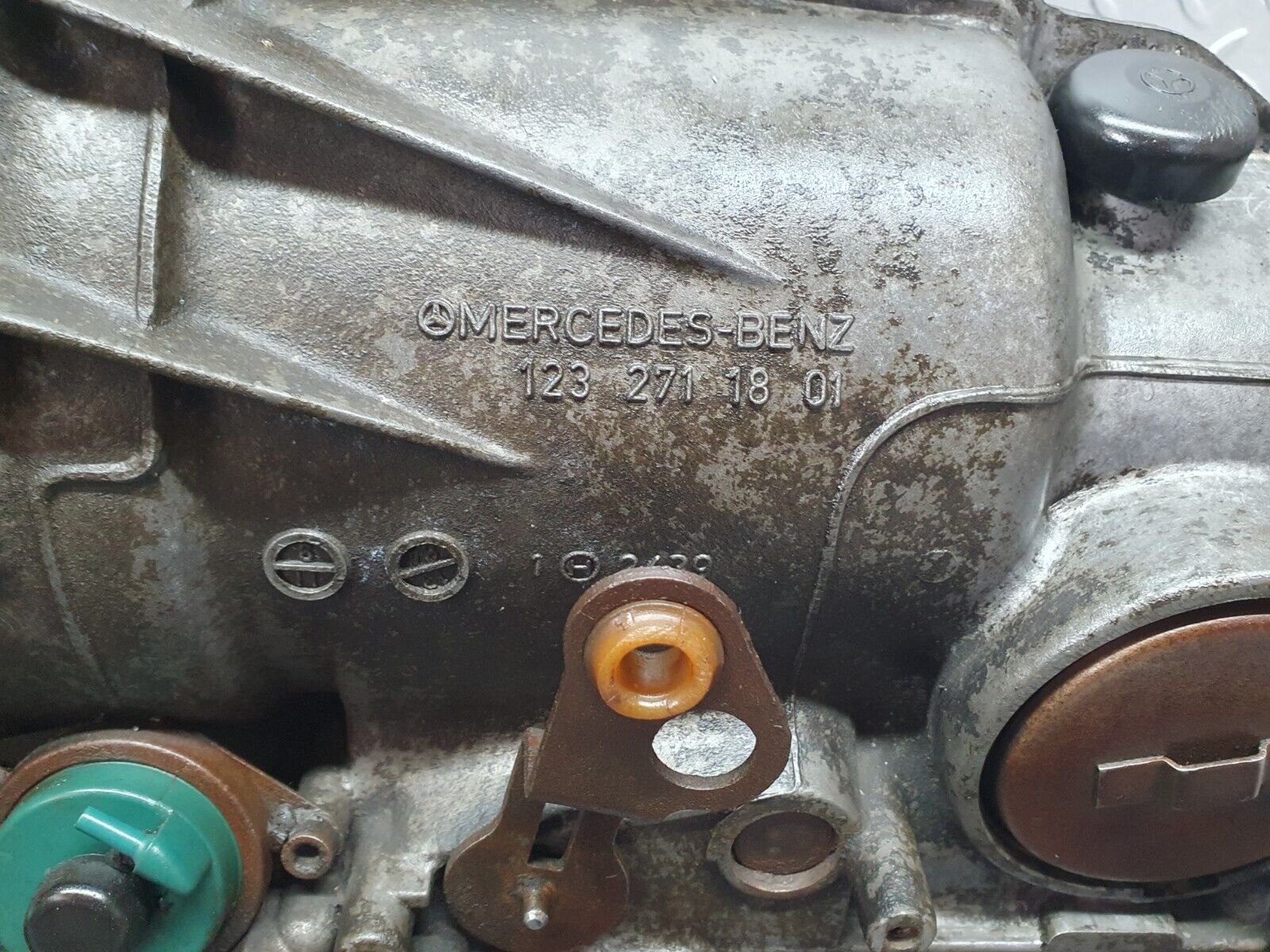 44209 Mercedes-Benz C123 230CE Coupe Automatic Gearbox 722.401 1232711801