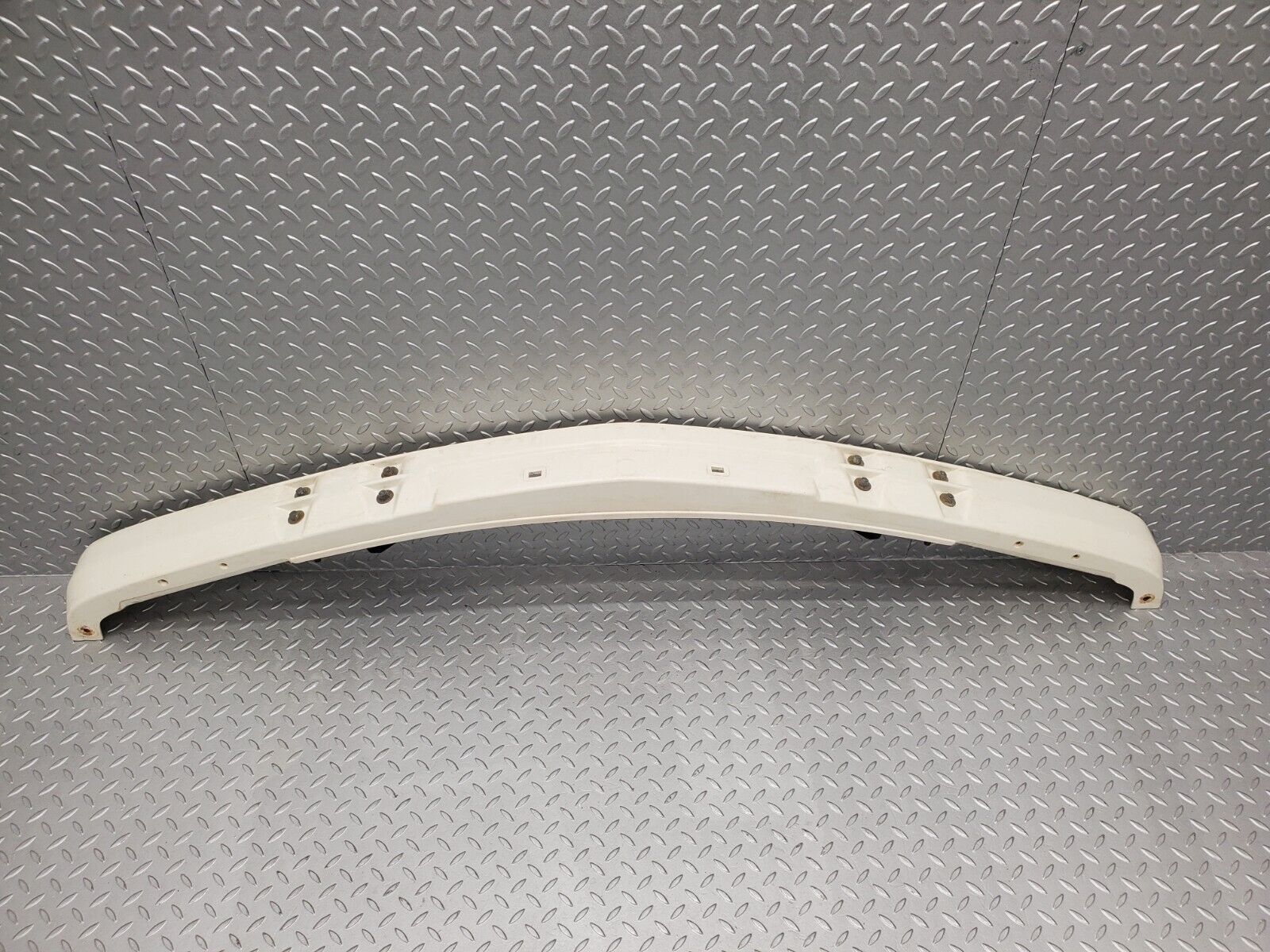 46098 Mercedes-Benz W126 420SE Front Bumper Bracket Reinforcement 1268850801