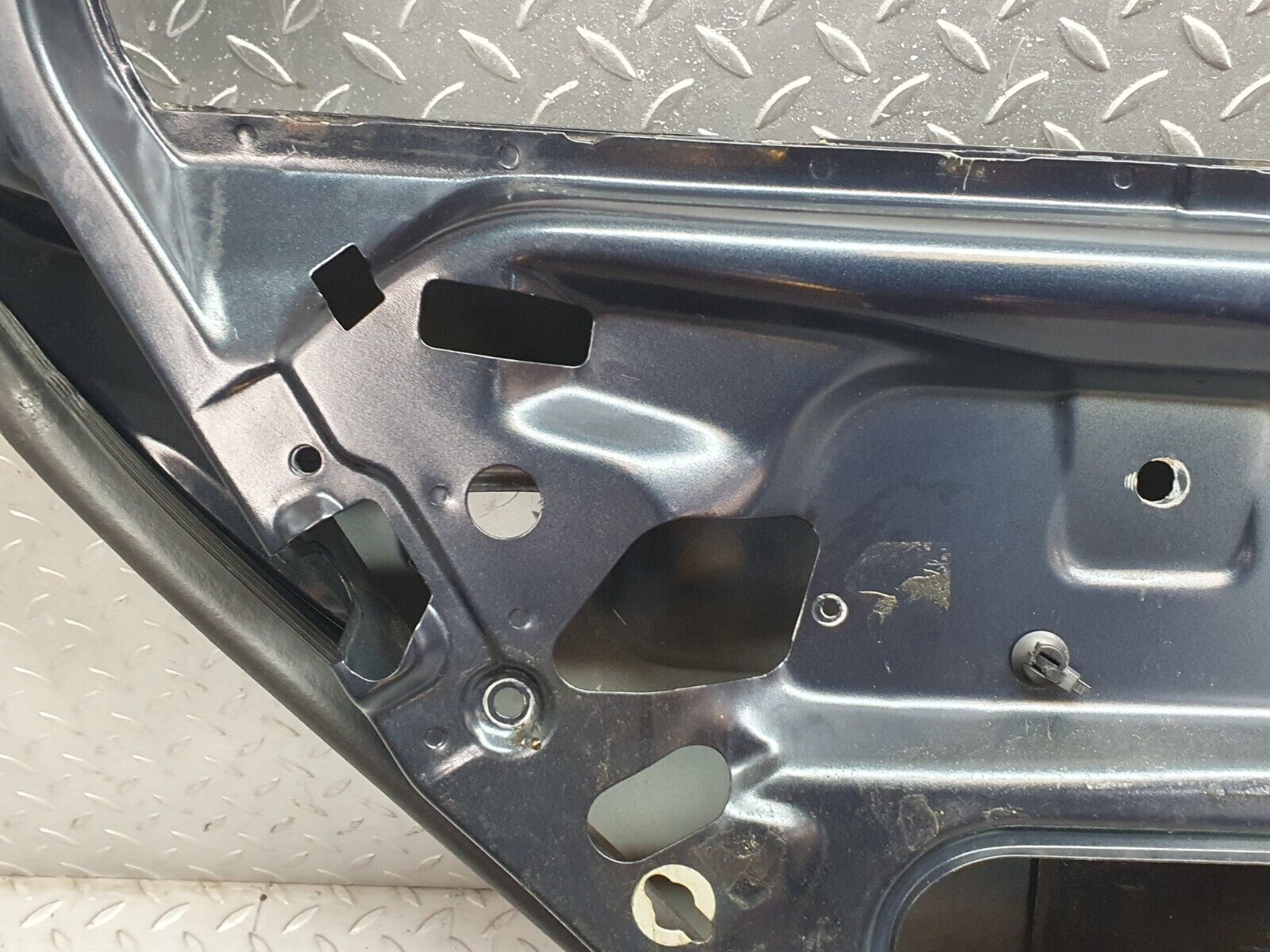 41833 Mercedes-Benz W202 C200 Rear Left Door