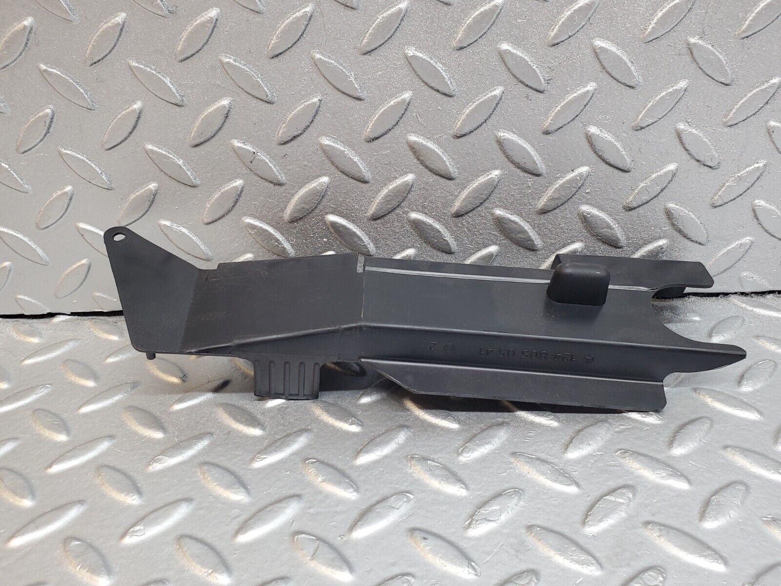 44726 Mercedes-Benz W124 220E Trunk Lid Lock Control Rod Cover 1248050541