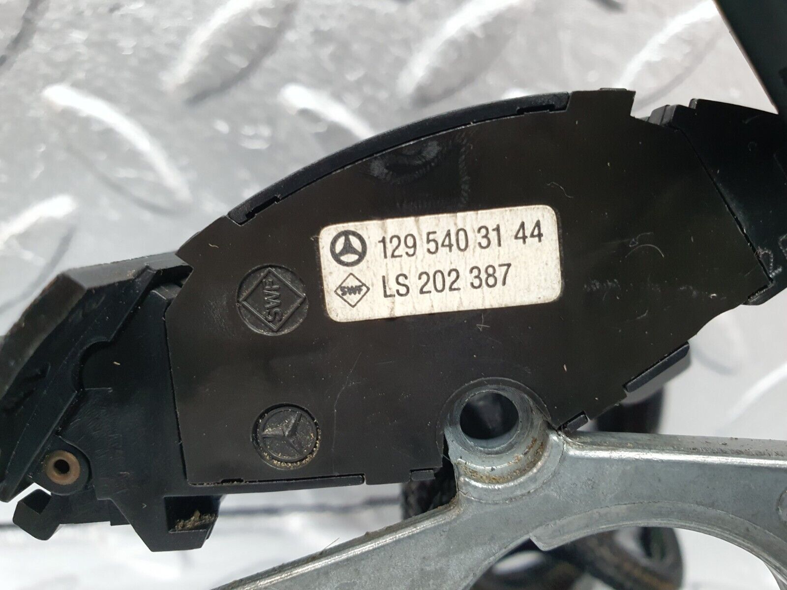 42171 Mercedes-Benz R129 320SL Coupe Cruise Control Stalk 1295403144 140464053