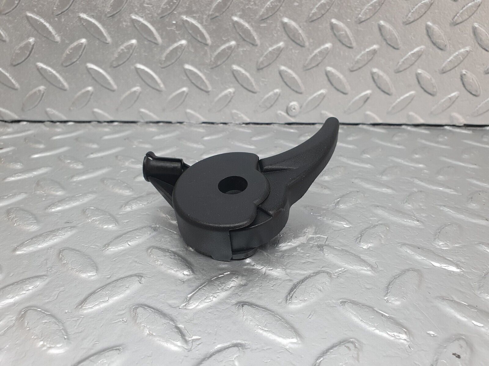 42902 Mercedes-Benz W201 190 2.0L Hood Opener Bonnet Opener Release