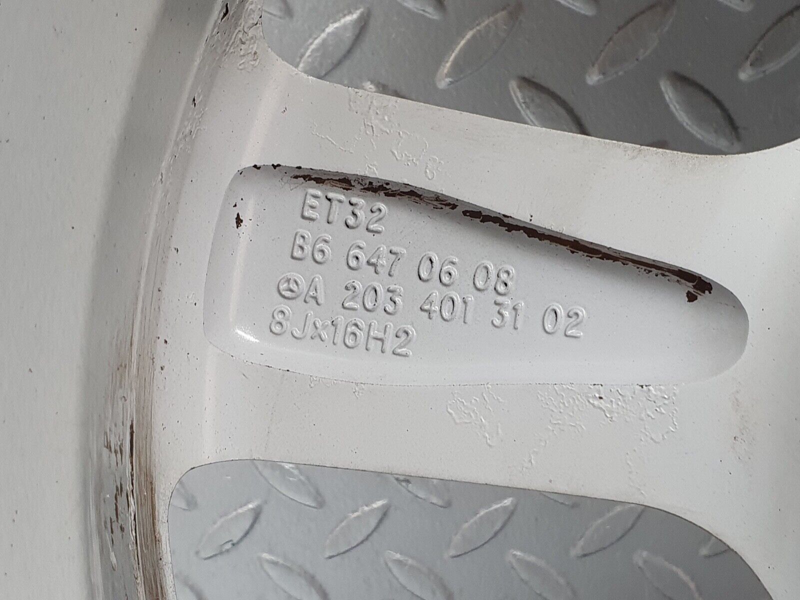 42020 Mercedes-Benz Alloy Wheel Set 7Jx16H2 8Jx16H2 ET31 ET32 2034012902