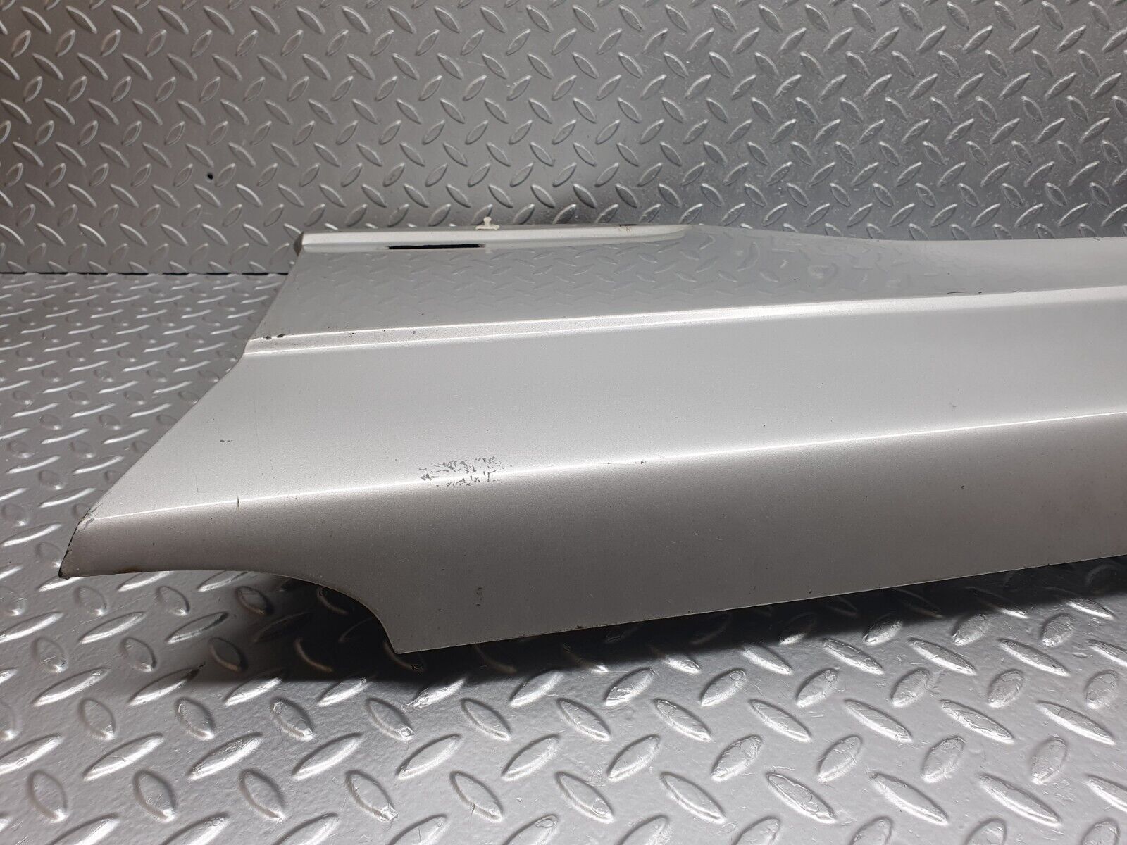 42876 Mercedes-Benz W201 190 2.0L Front Left Wing Fender