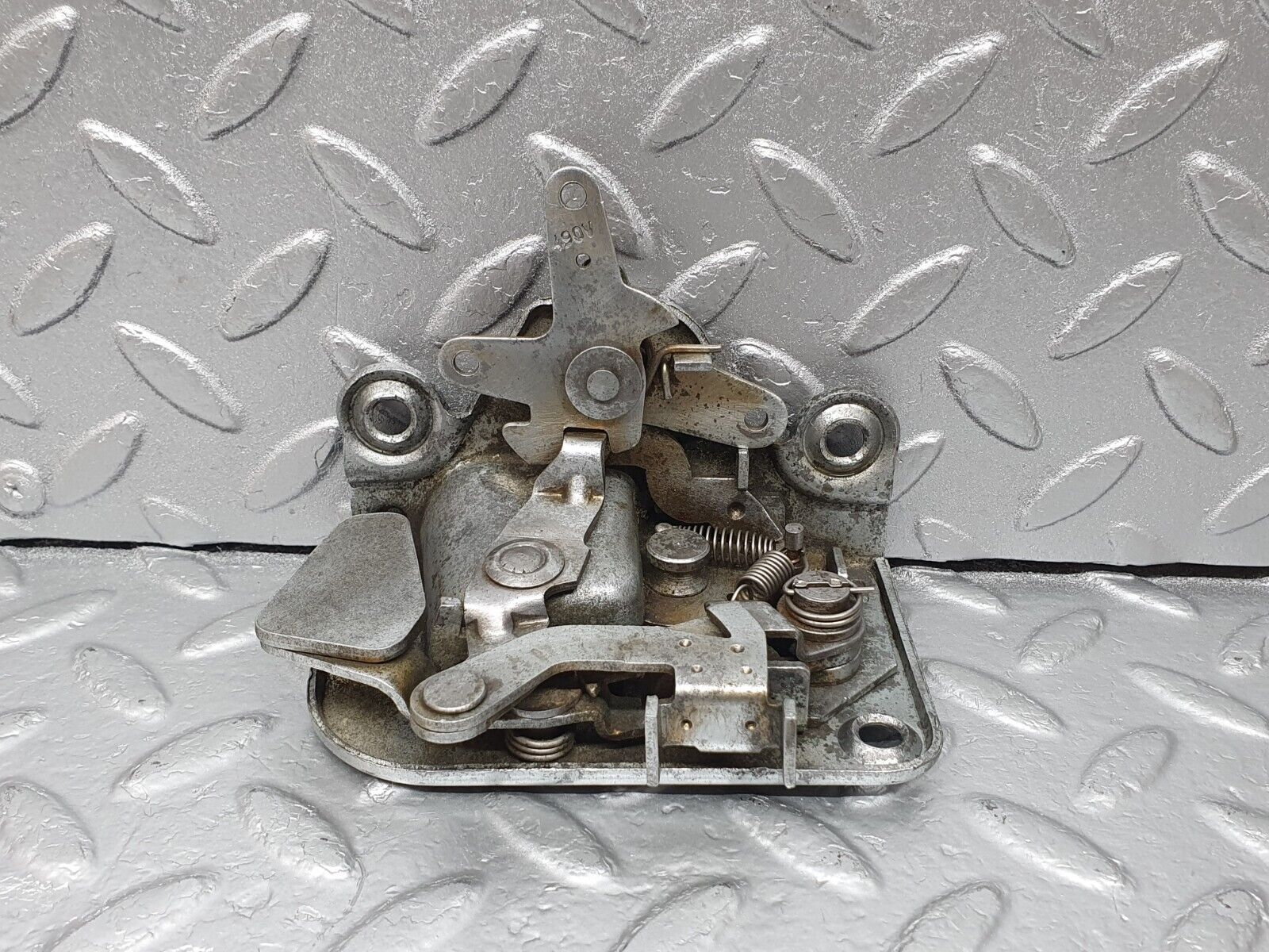 43130 Mercedes-Benz W108 280SE Rear Right Door Lock Mechanism