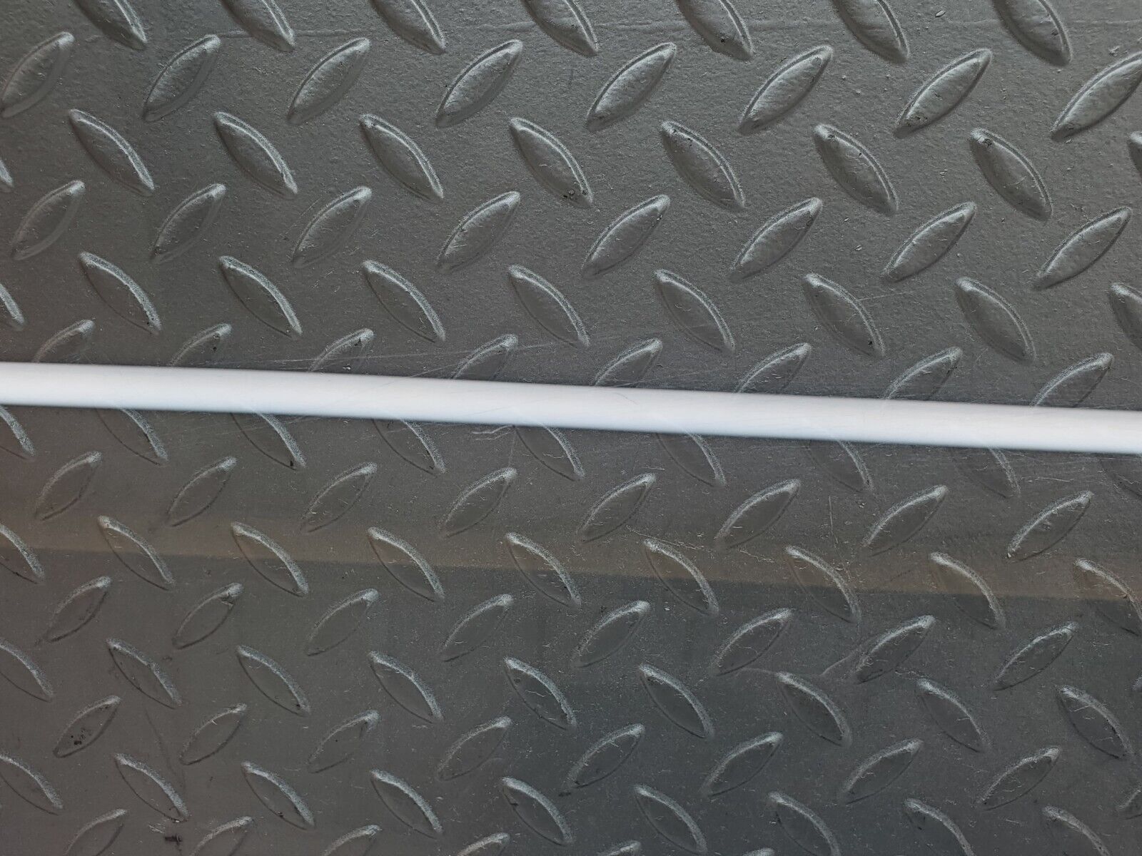 44364 Mercedes-Benz W123 280E Front Right Door Window Glass